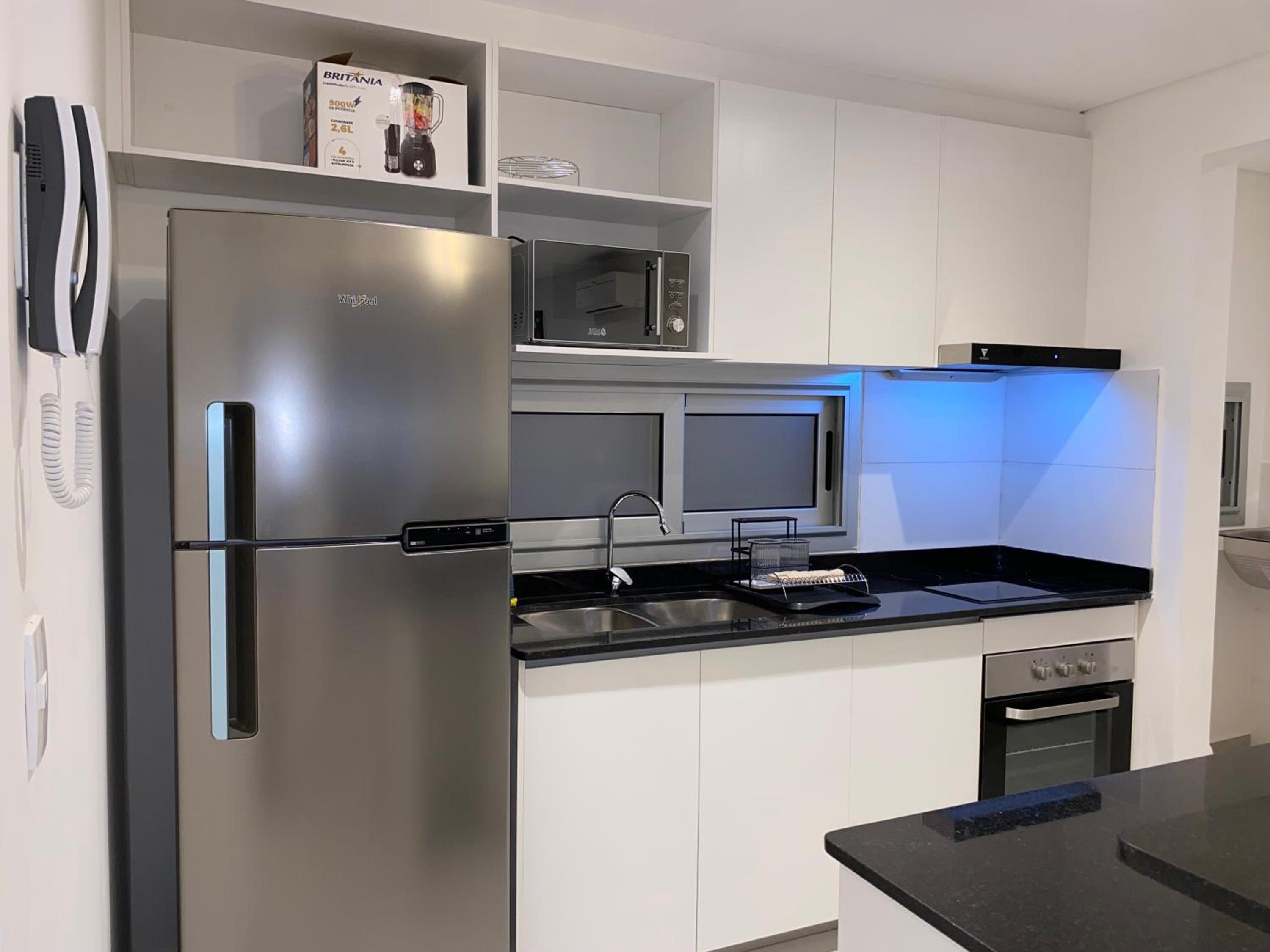 Modern Luxury Apartment on Boggiani view 2