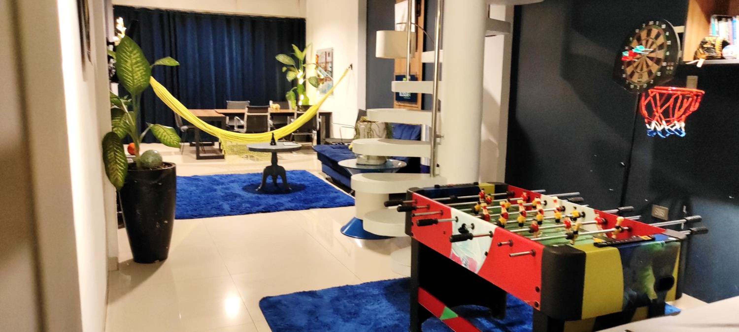 Dúplex exclusivo y privado, con área de juegos y karaoke