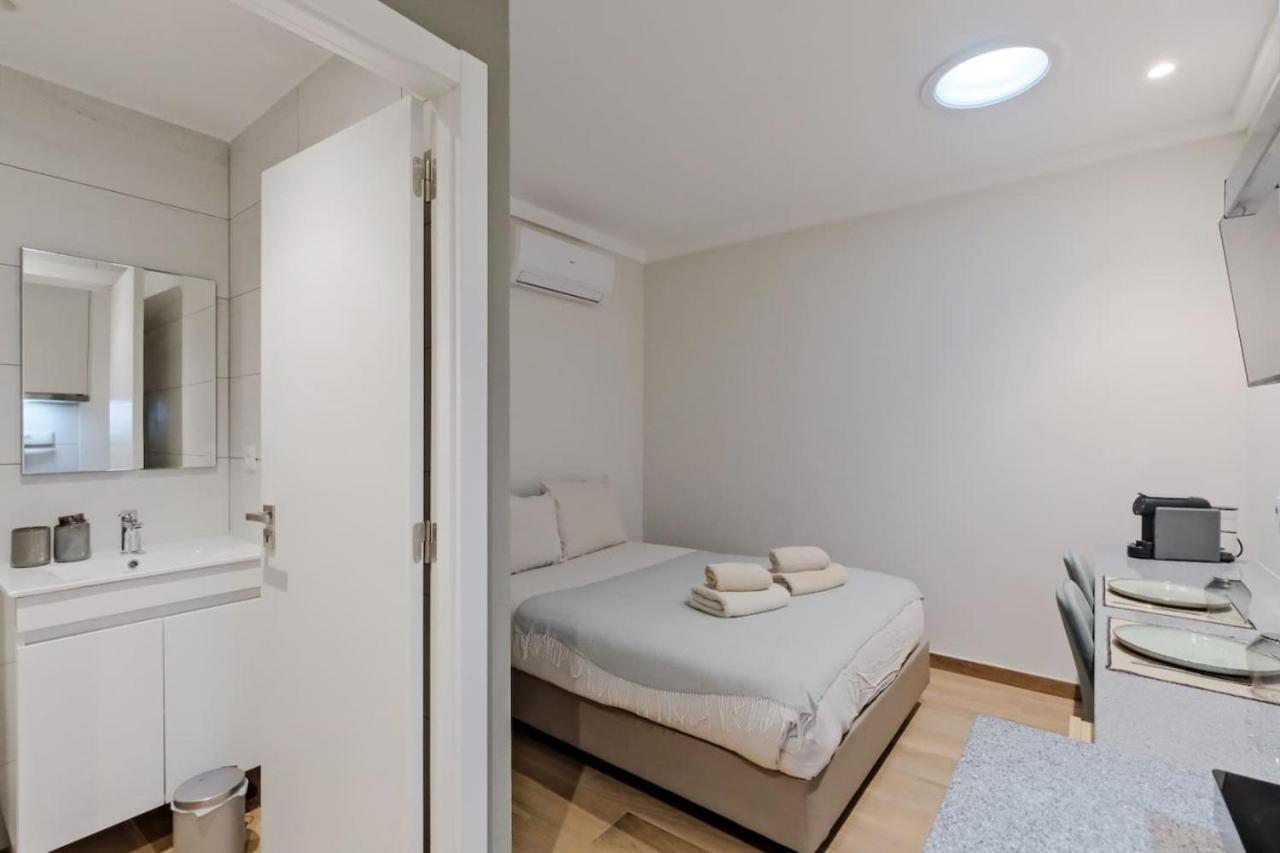 Lovely studio fully equipped near subway N9 view 2
