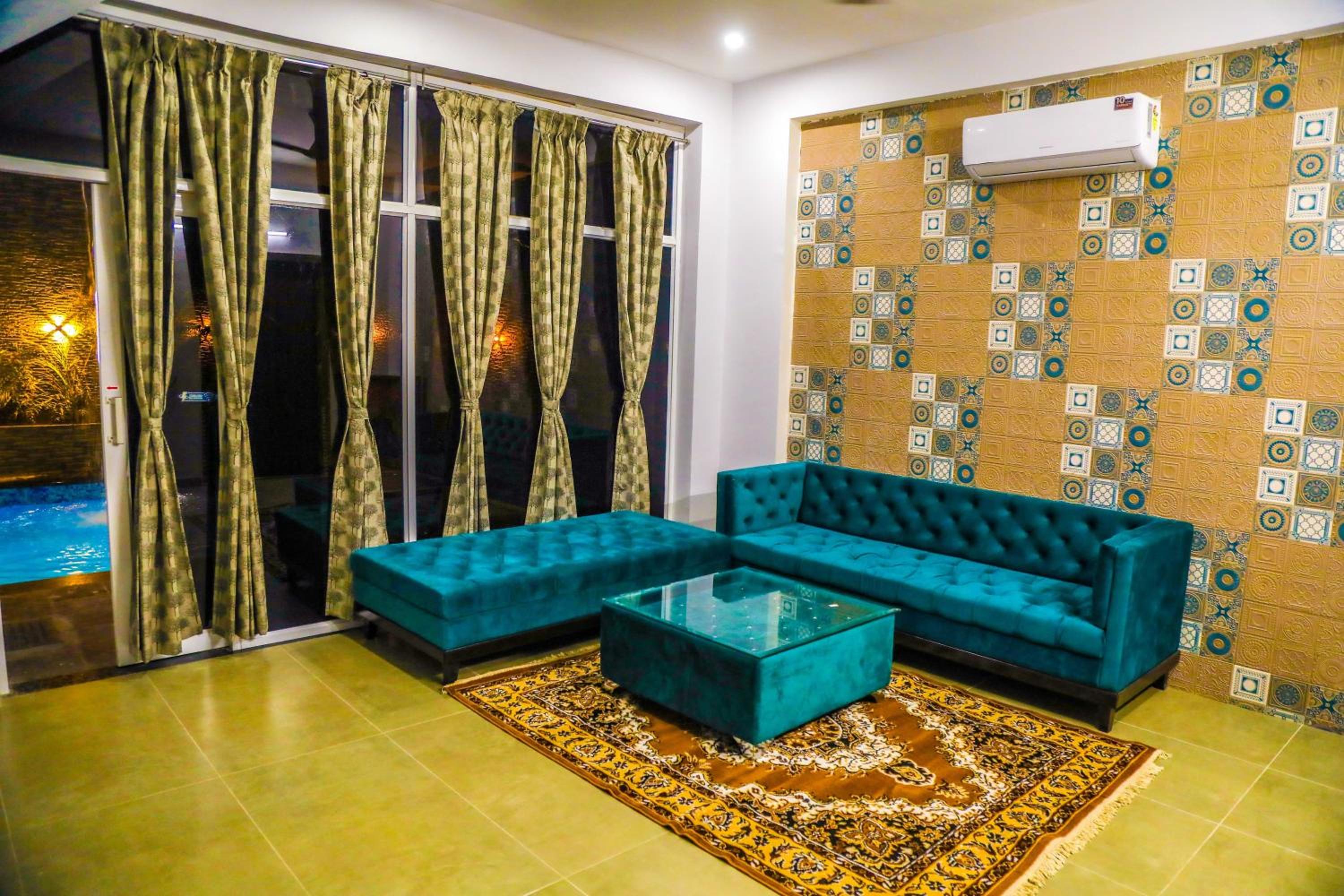 lounge