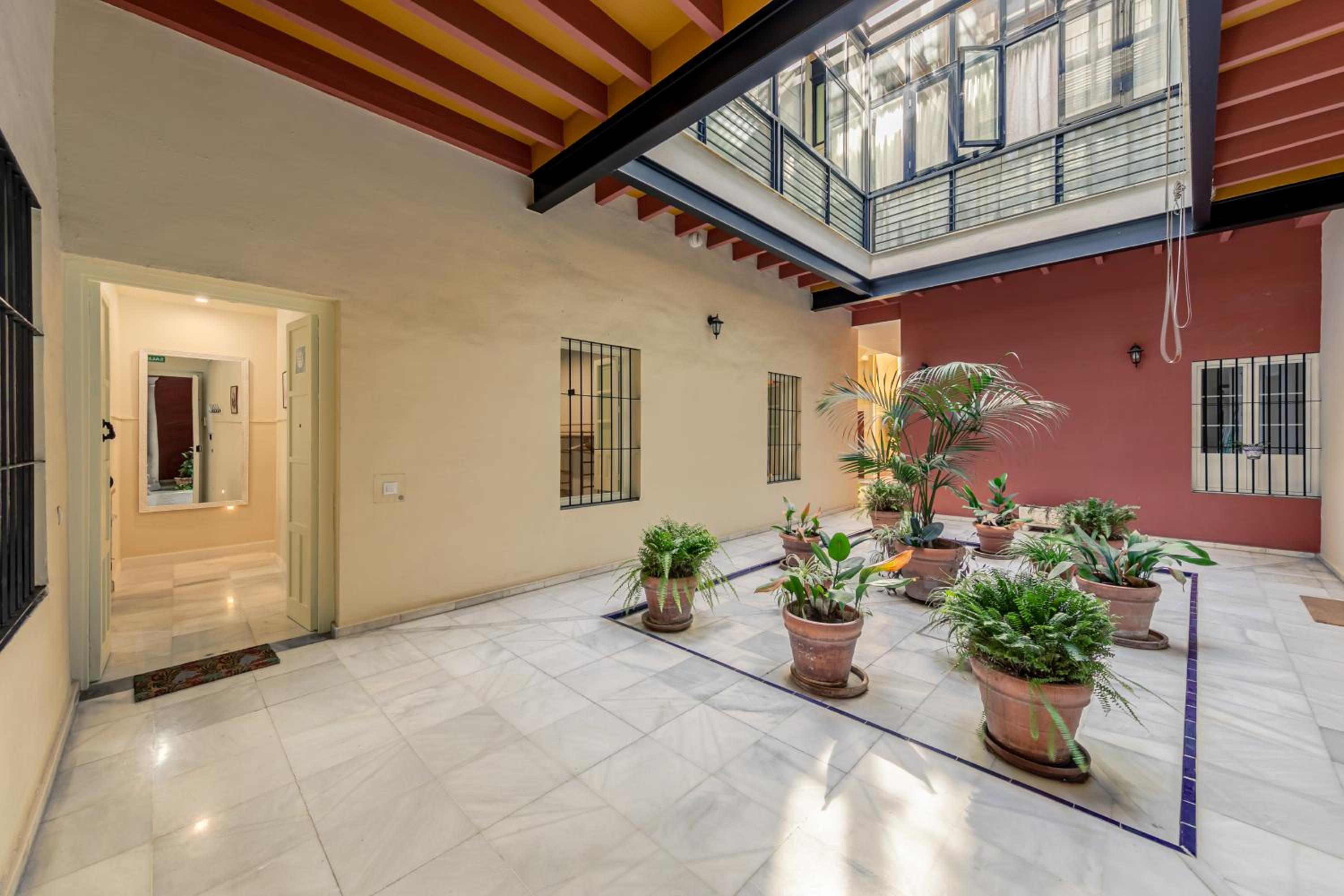 Pureza Betis moderno apartamento en edificio sXVIII