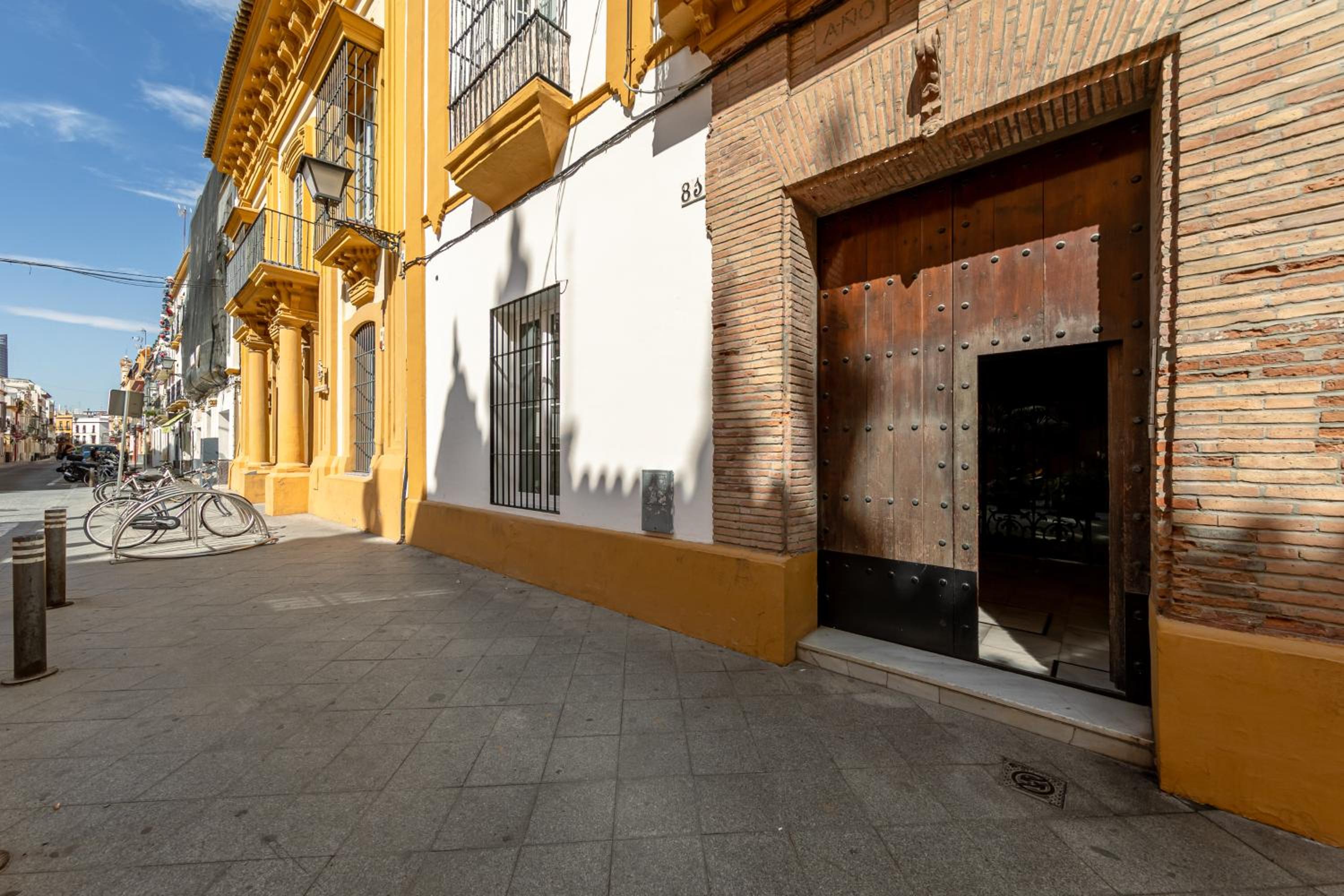 Pureza Betis moderno apartamento en edificio sXVIII