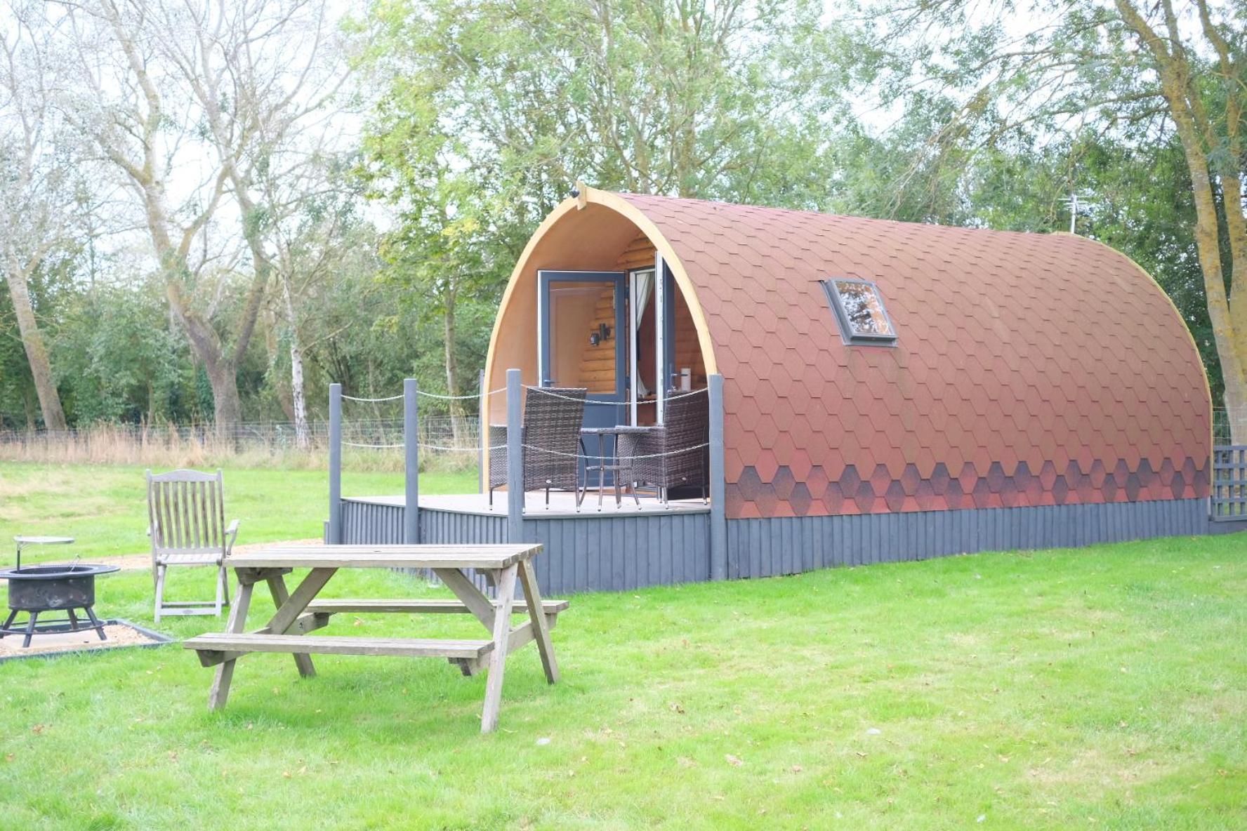 Cherry Meadow Glamping view 4