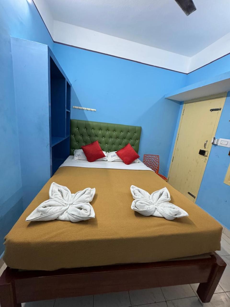 Le suresh home stay