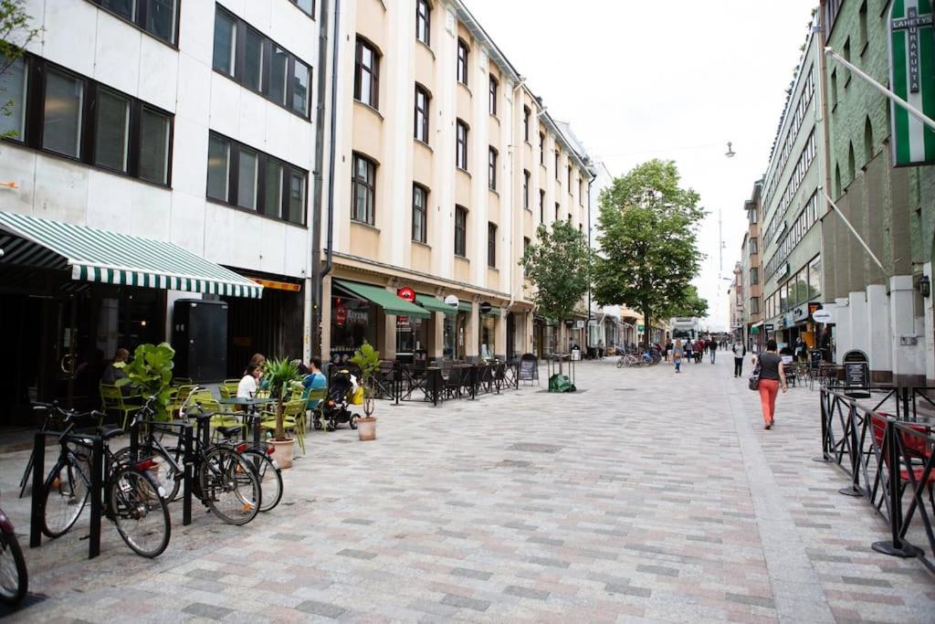 Nordic City Apartment in the Heart of Helsinki