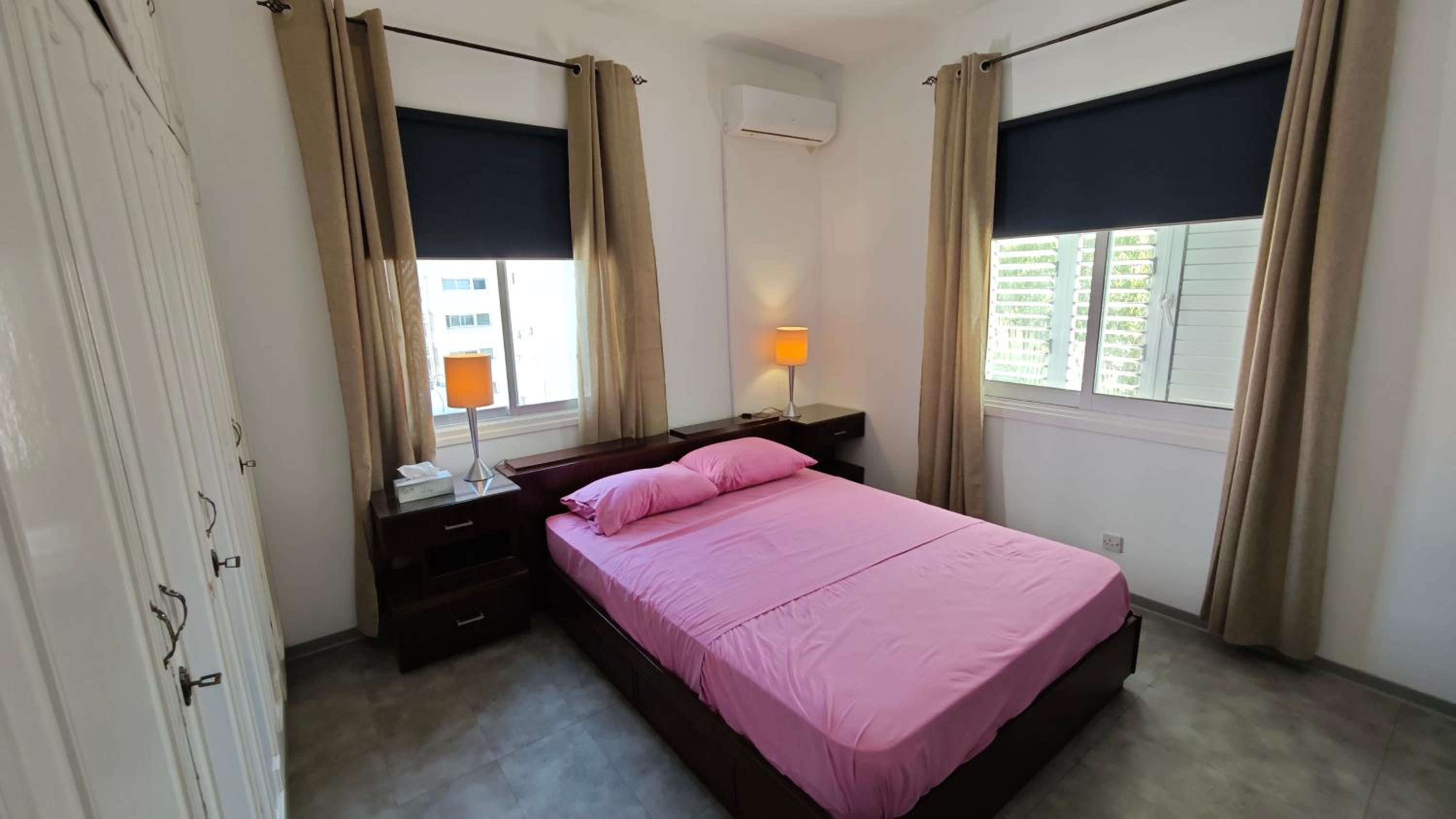 City center spacious apartment