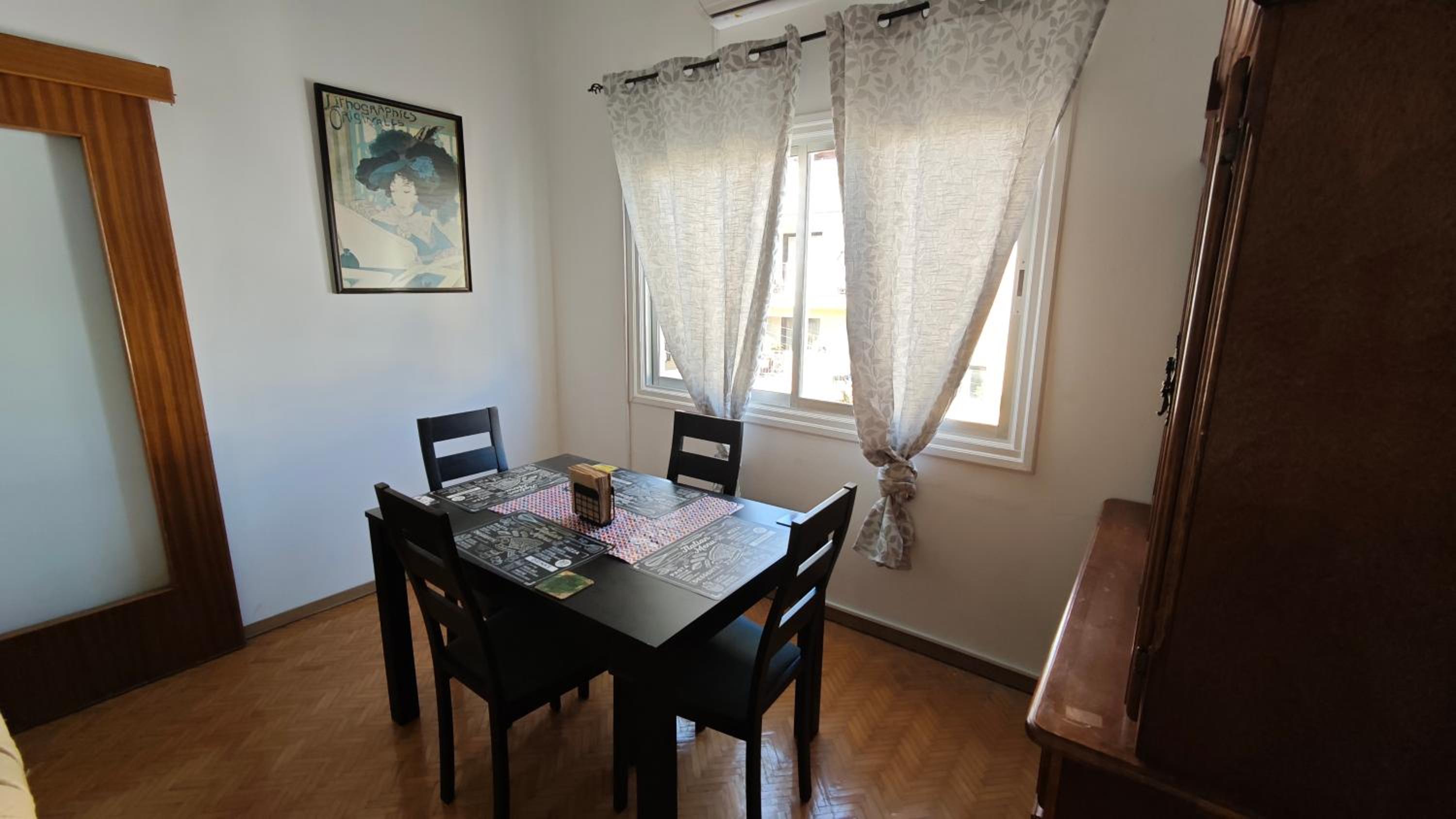 City center spacious apartment