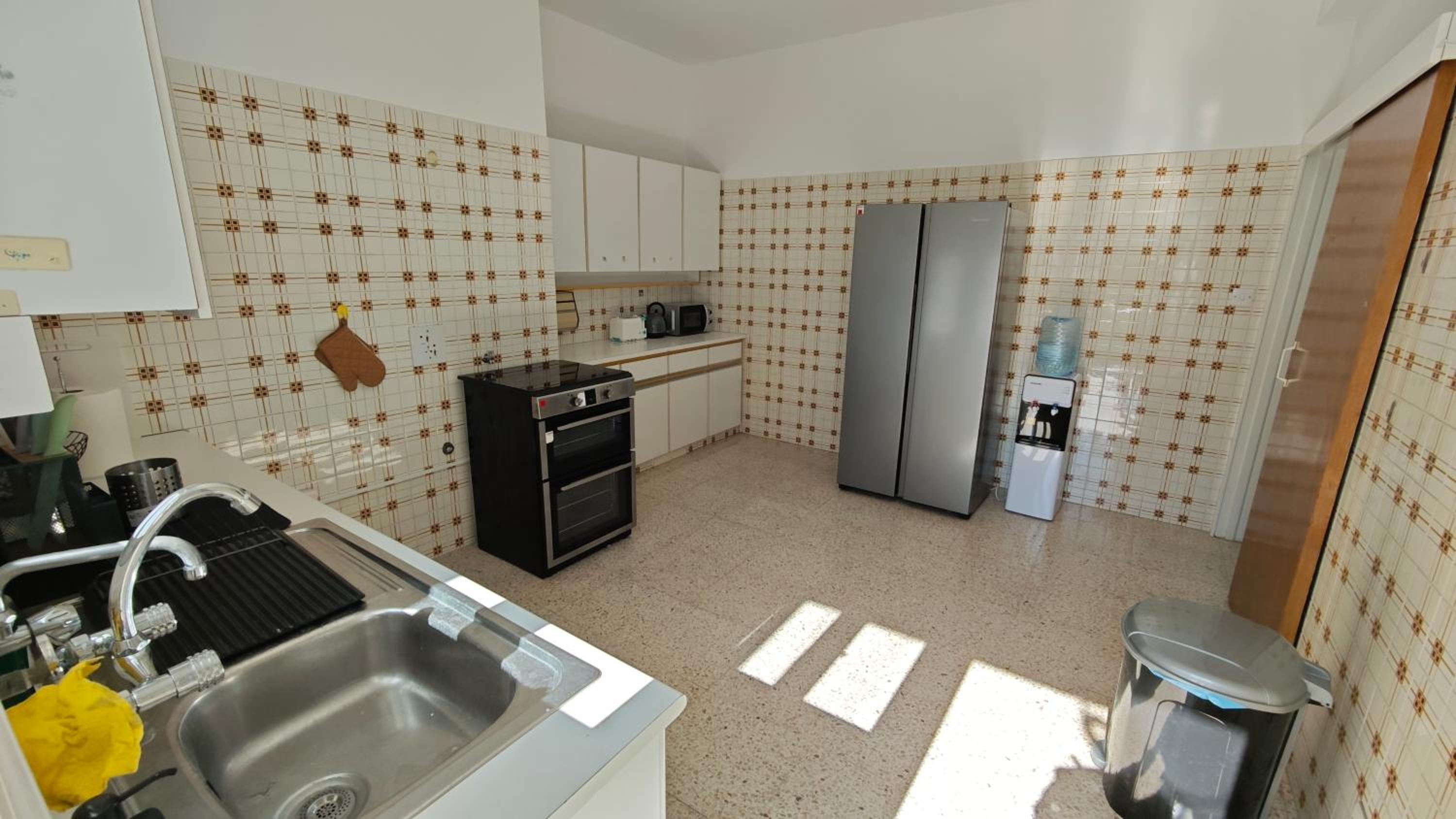 City center spacious apartment
