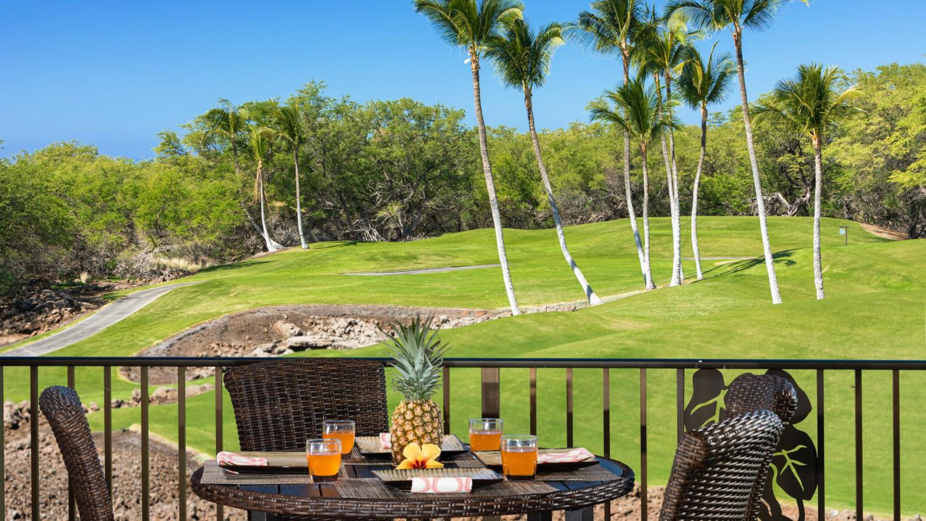 Hotel HEAVENLY DAYS Stunning Views from KaMilo 3BR Home with Heated Pool - Image 1