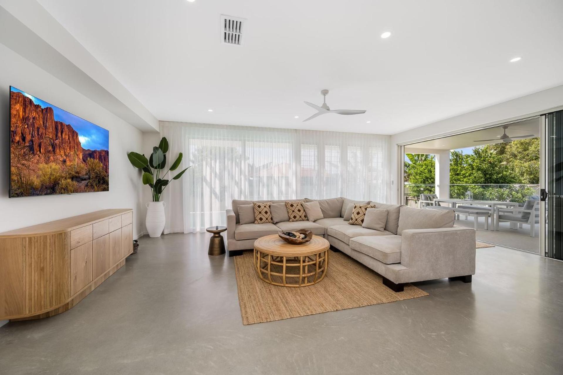 47 Theresa Street Golden Beach