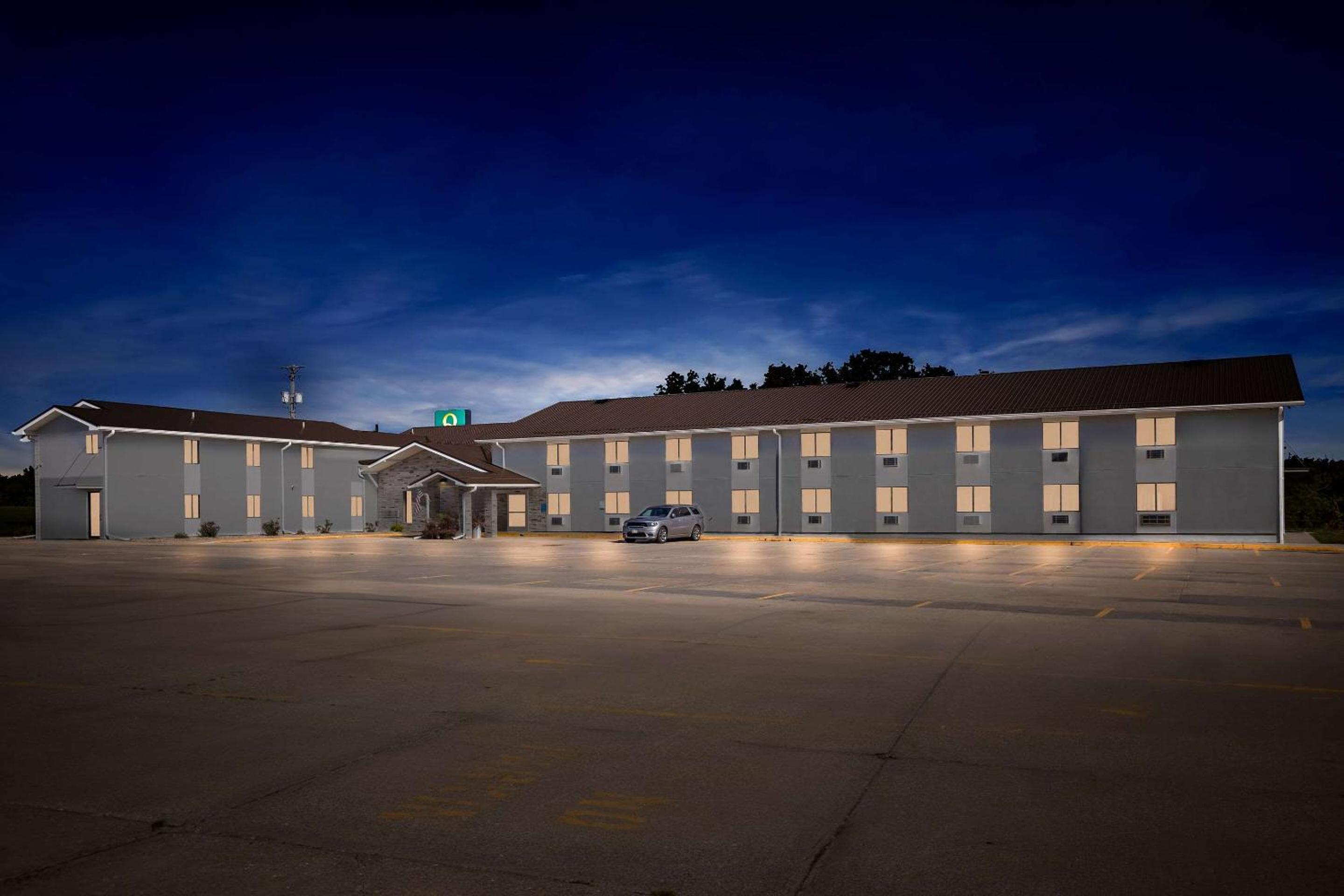 Quality Inn Oskaloosa view 3