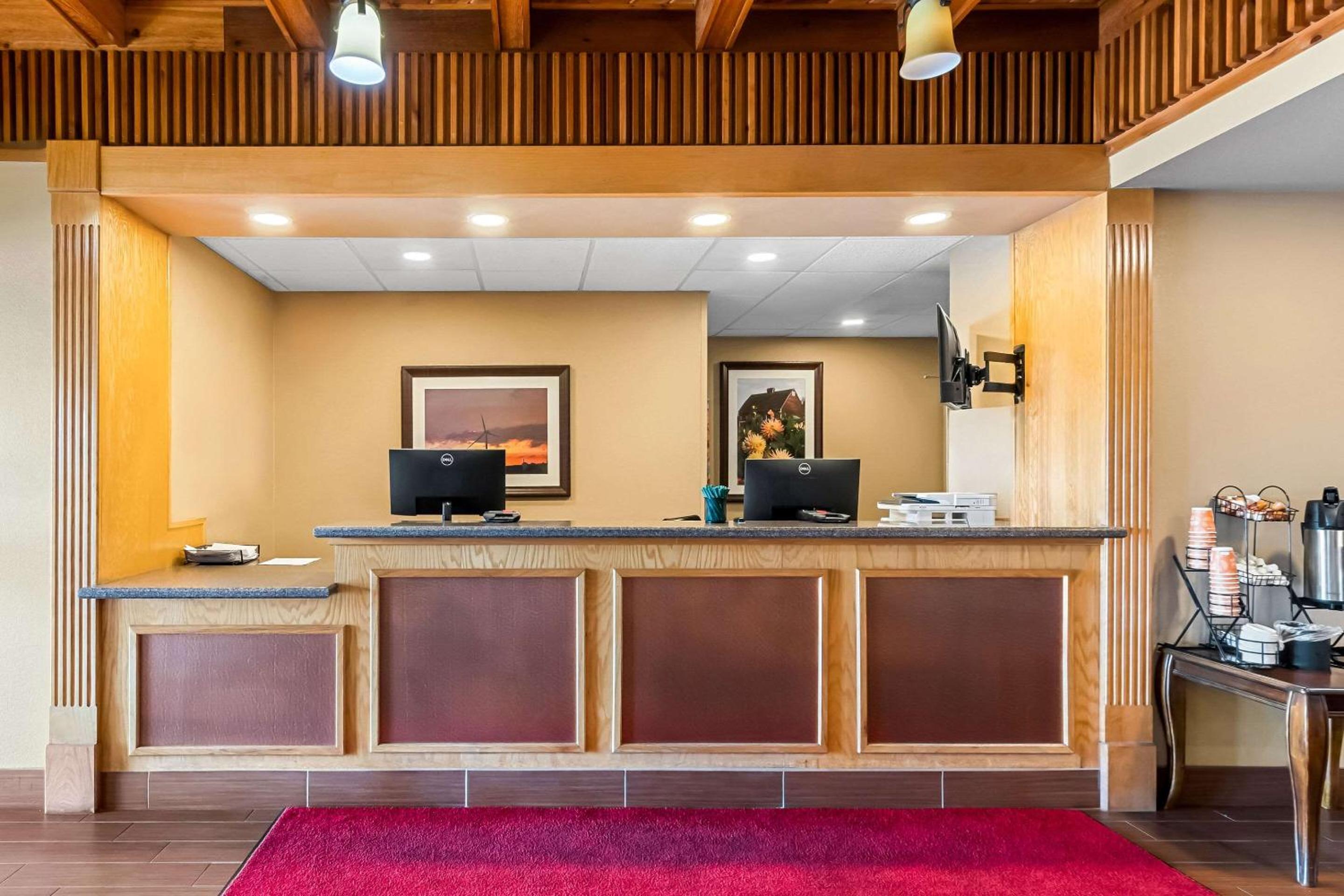 Quality Inn Blackwell I-35 view 5