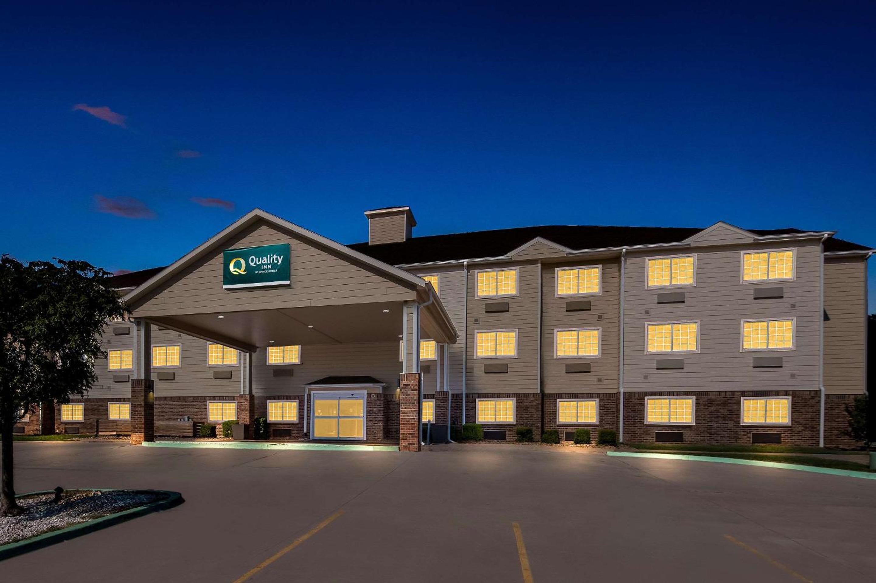 Quality Inn Blackwell I-35 view 3
