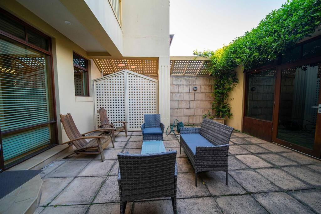 Cozy holiday home 5 mins walk to beach in Glenelg