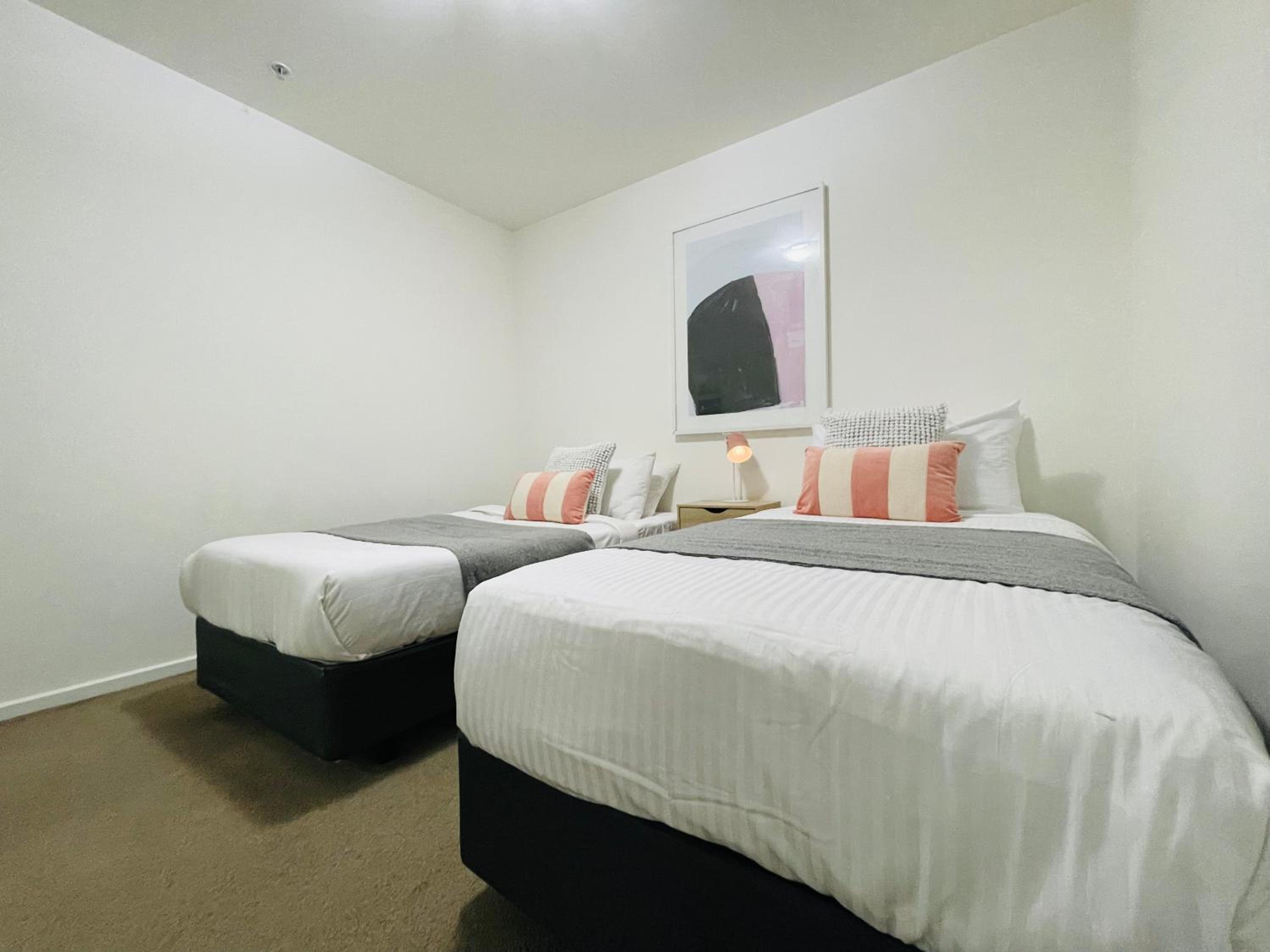 Mega Style Apartments Mainpoint