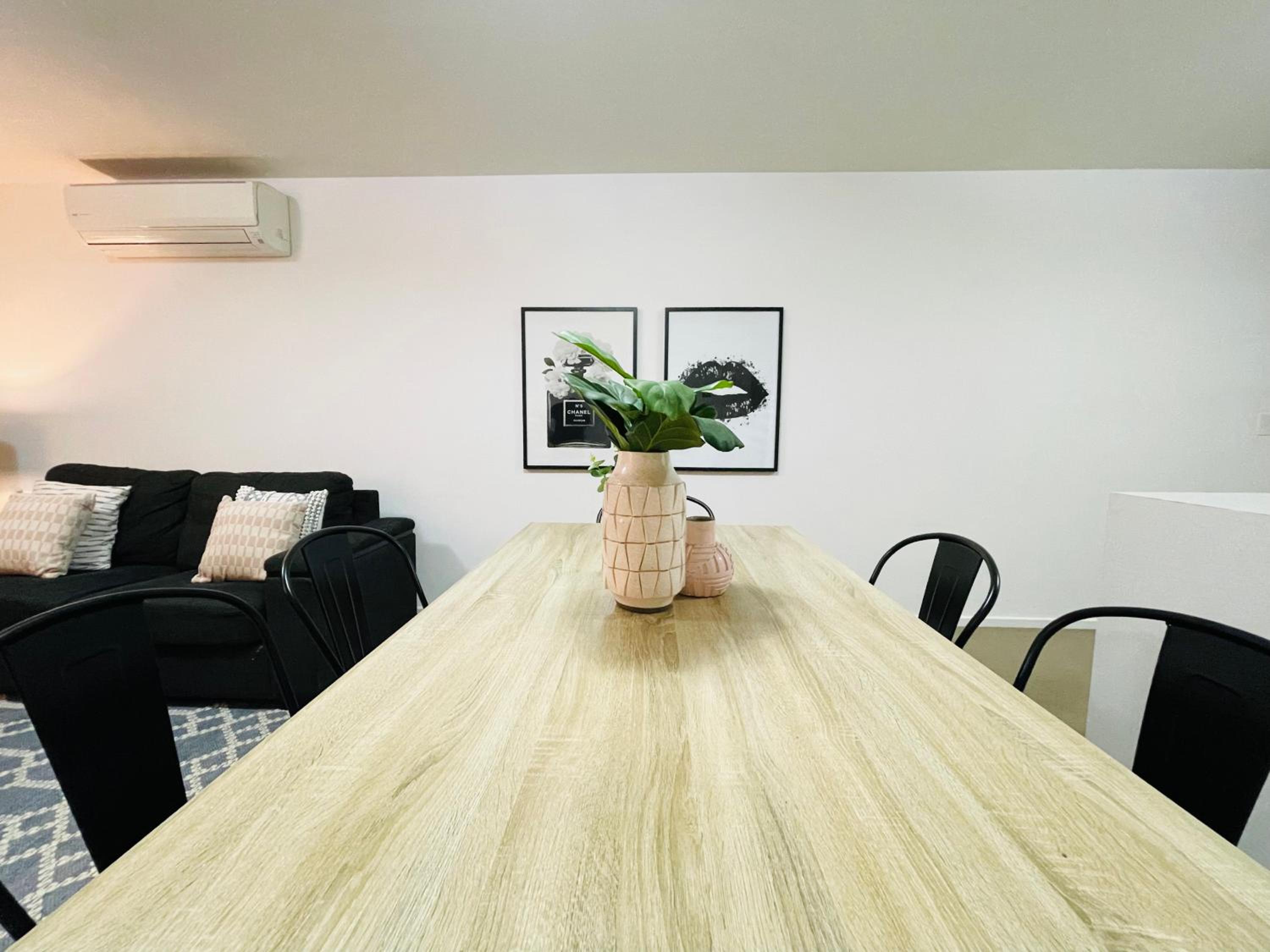 Mega Style Apartments Mainpoint