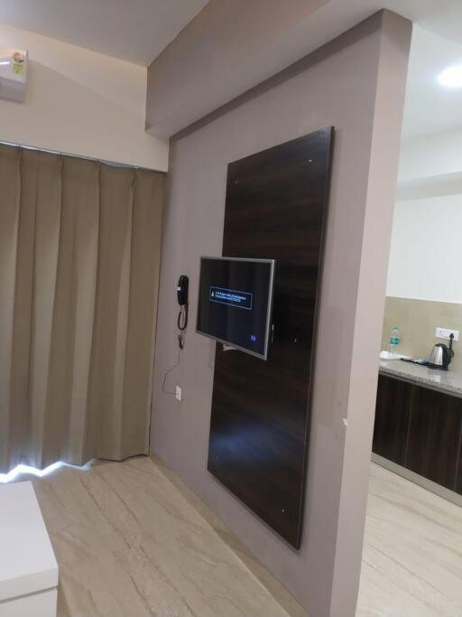 Tejasvi's Bliss Stay Near Prem Mandir view 2