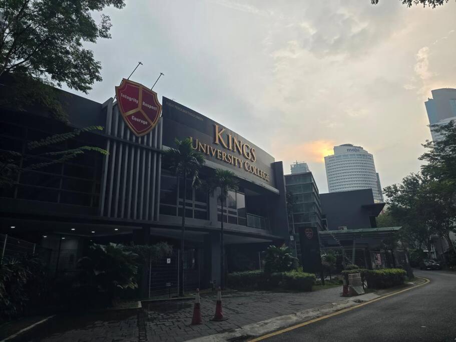 Anggun Residence near KLCC Serviced Suite