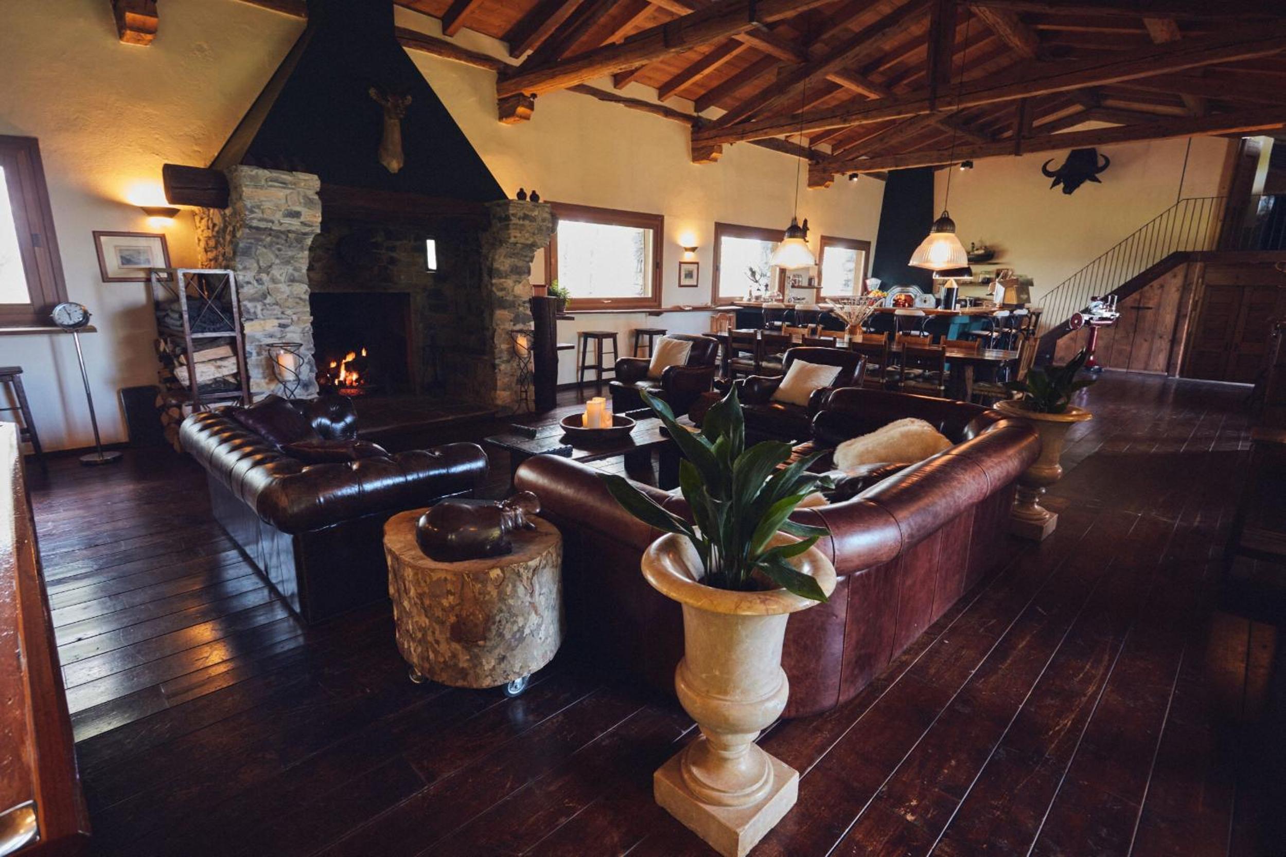 lounge