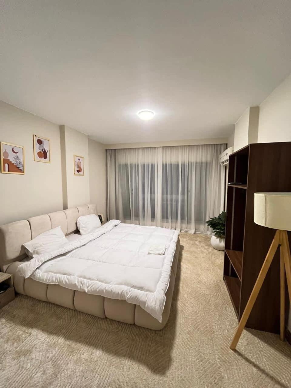 Zamalek beside hilton 4BR