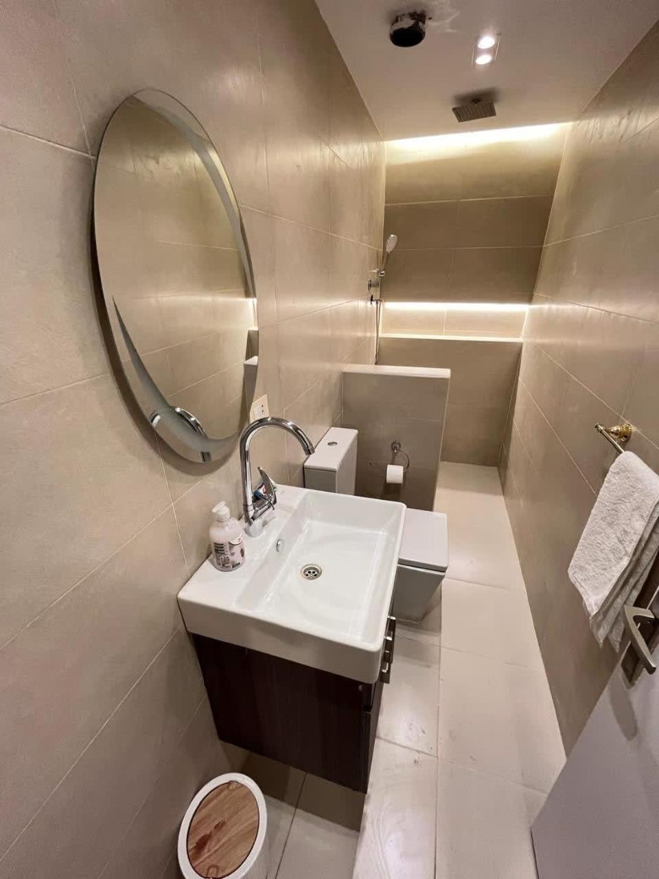 Zamalek beside hilton 4BR