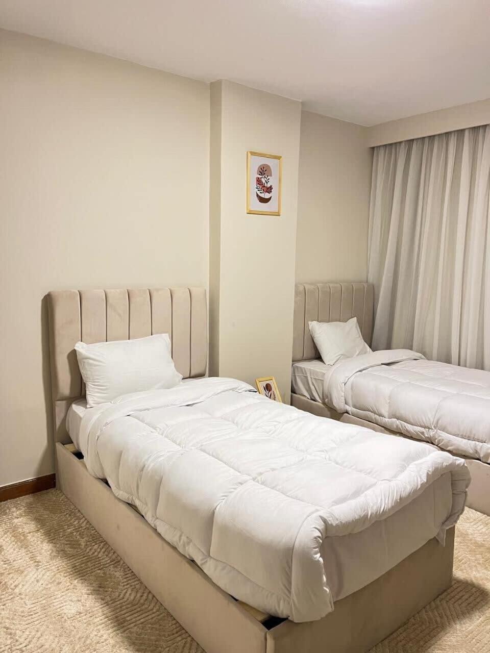 Zamalek beside hilton 4BR