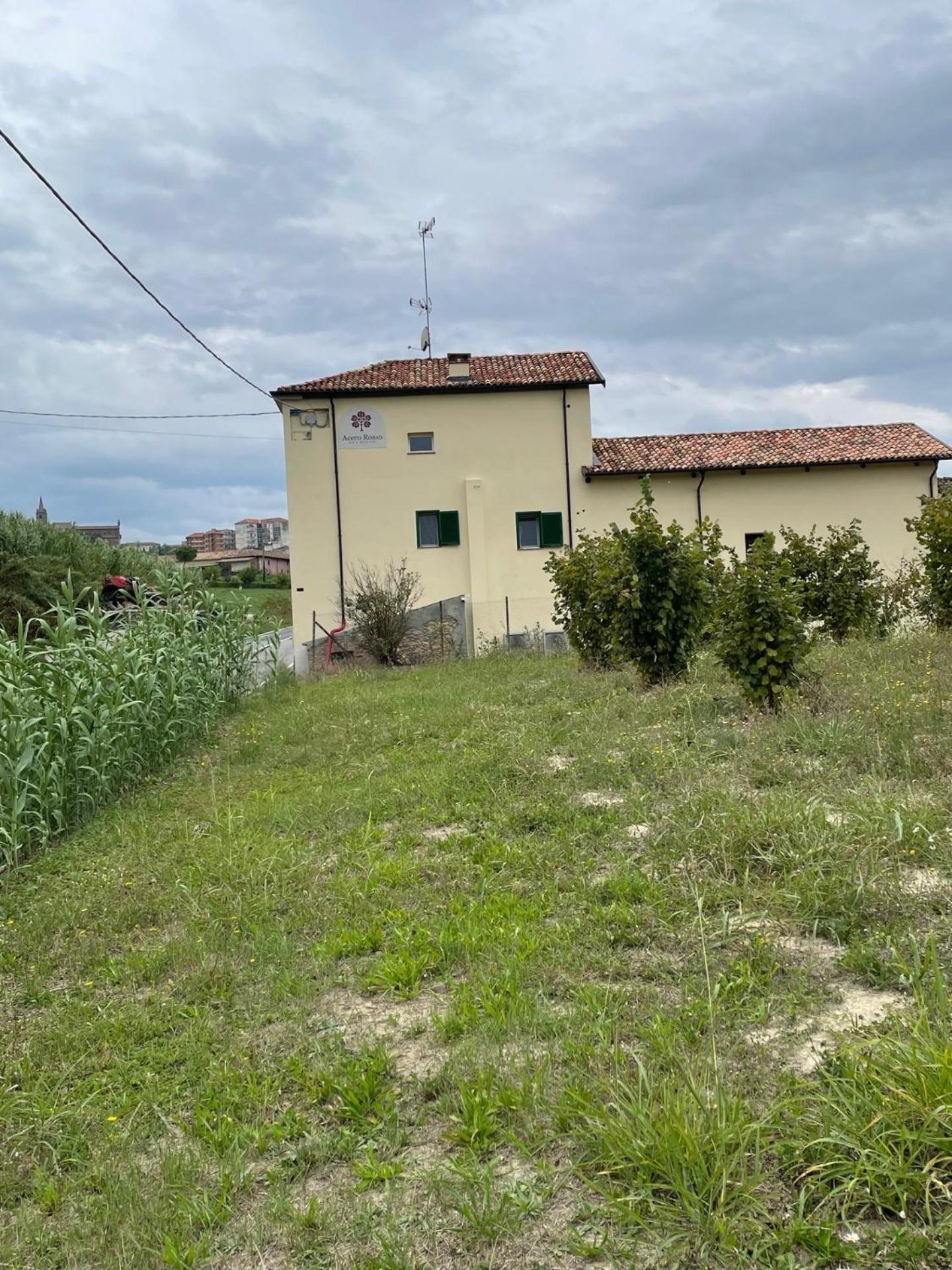 Acero Rosso view 3