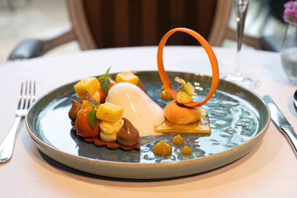 Le Vallon de Valrugues Hotel Spa & Villas — 2