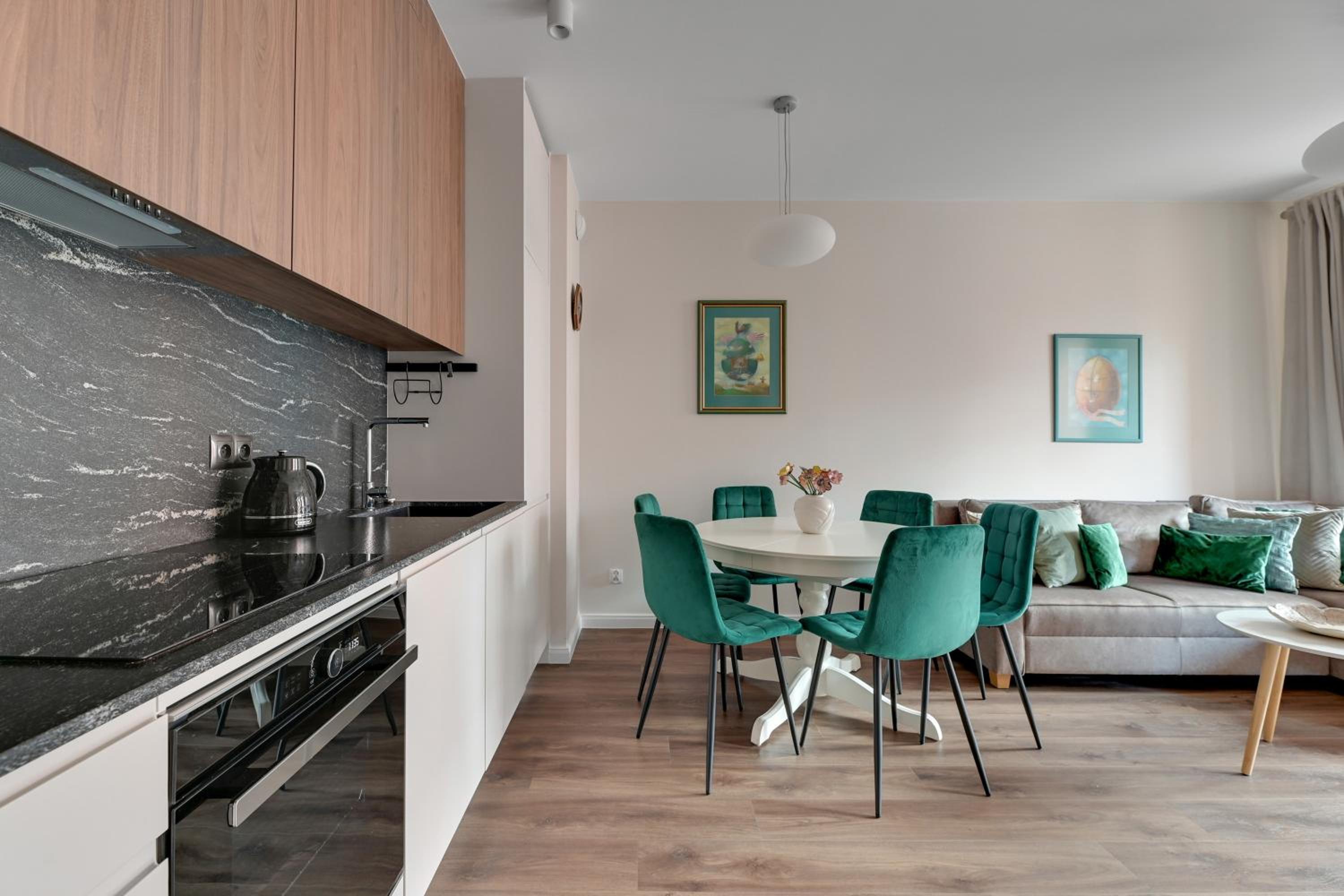 Gdańsk Old Town Scala F suites with Parking by Lion Apartments