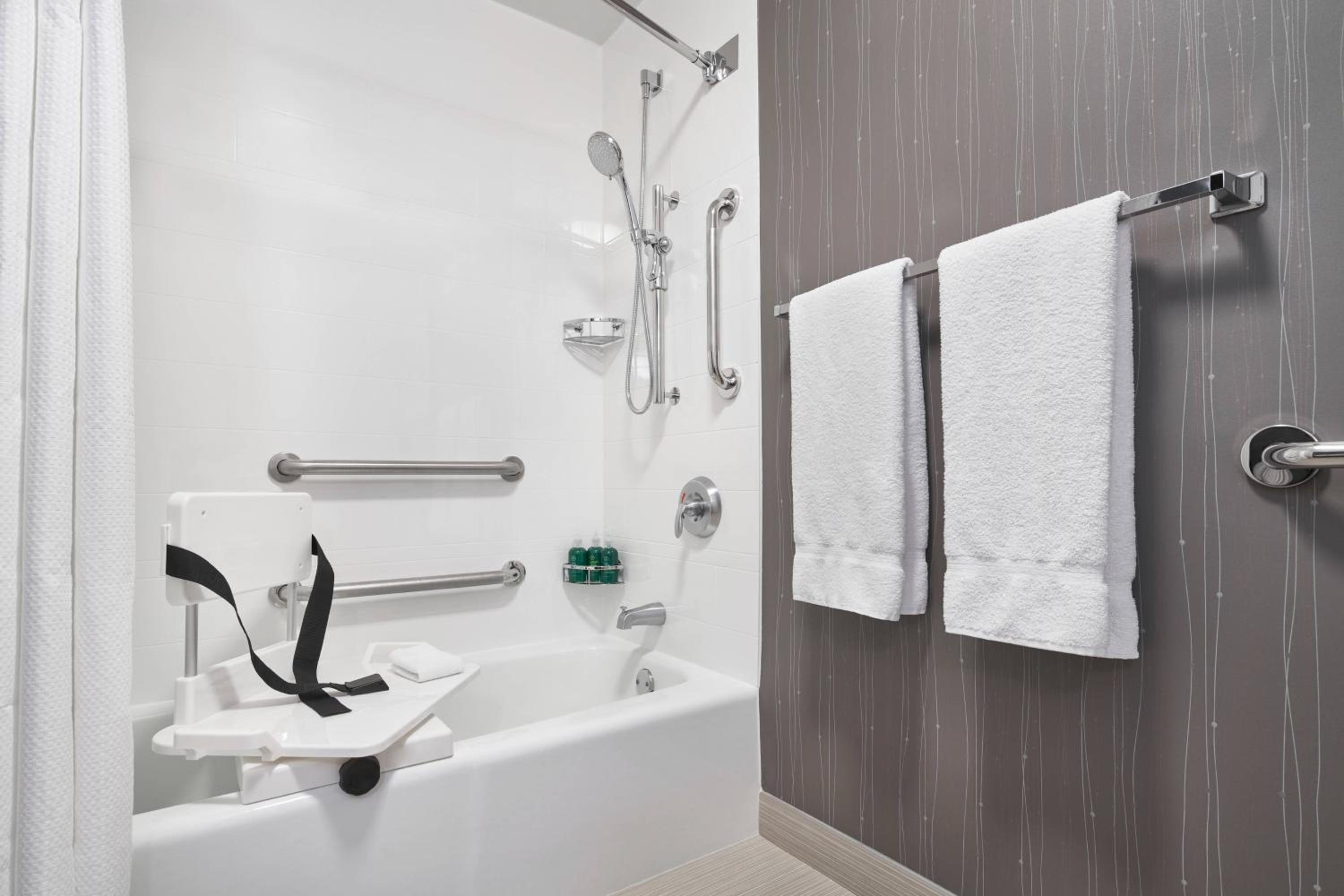 Courtyard By Marriott Baltimore BWI Airport - Property Image 3