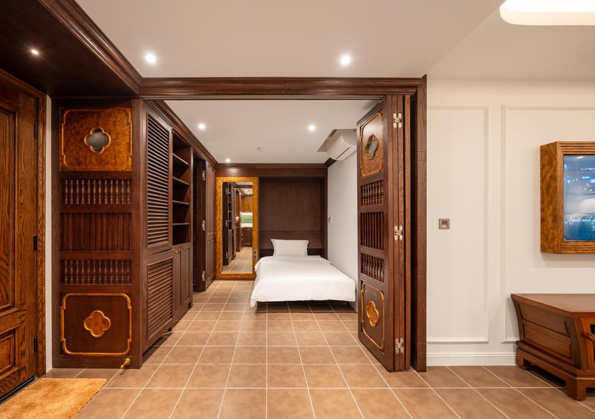 Luxe Paradise Residence Ho Ba Mau