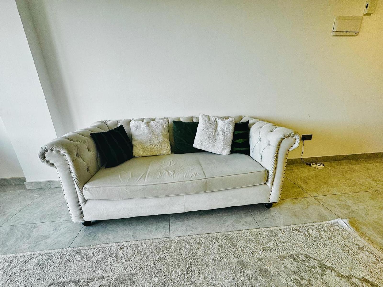 Perry West 3 Bedroom with dsq view 5