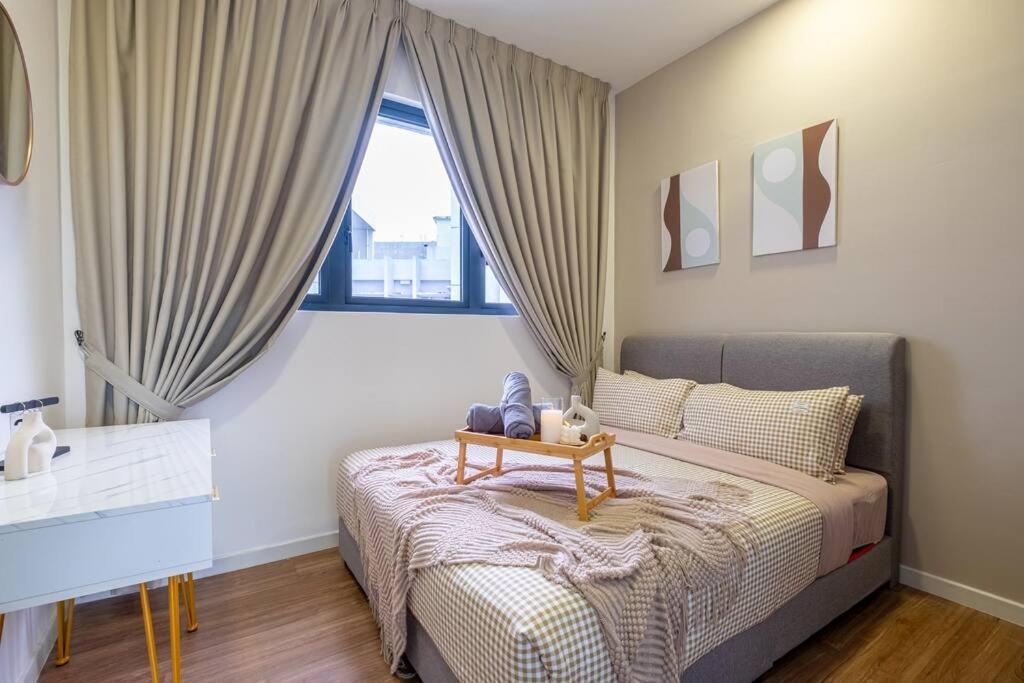 Sunlight 4BR 9pax MVertica Sunway Velocity Mall