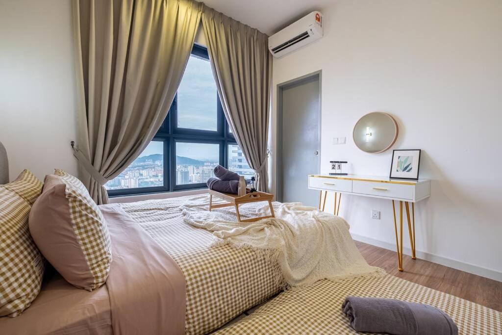 Sunlight 4BR 9pax MVertica Sunway Velocity Mall