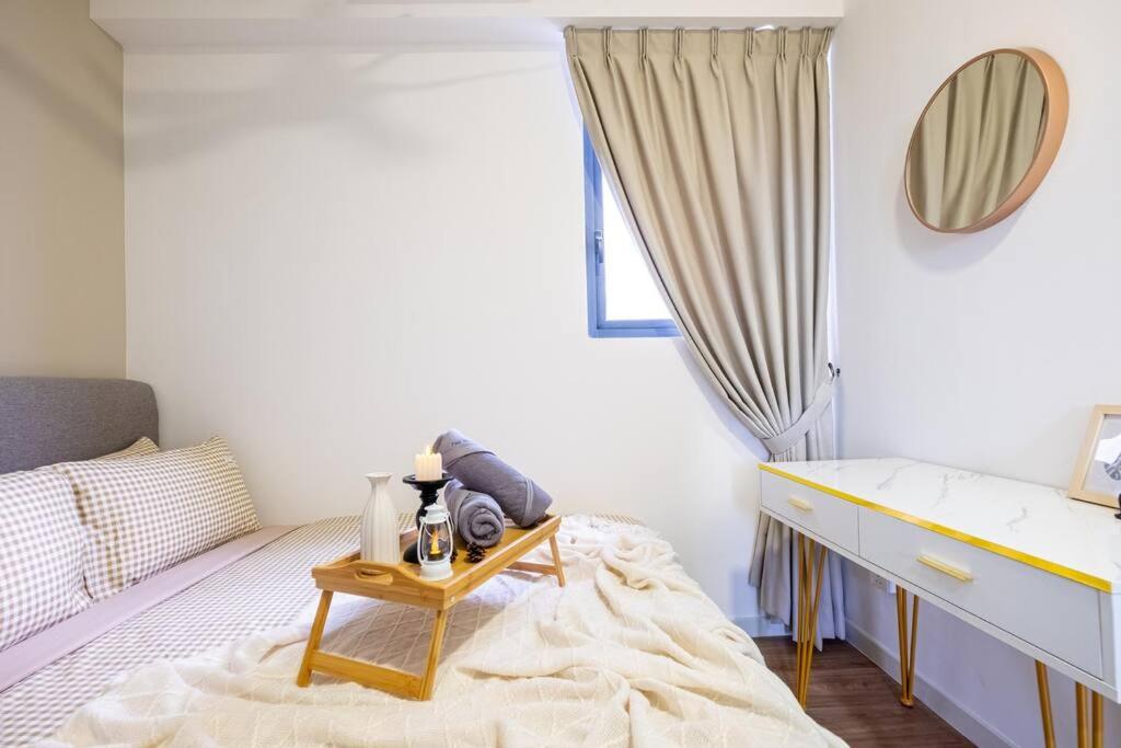 Sunlight 4BR 9pax MVertica Sunway Velocity Mall