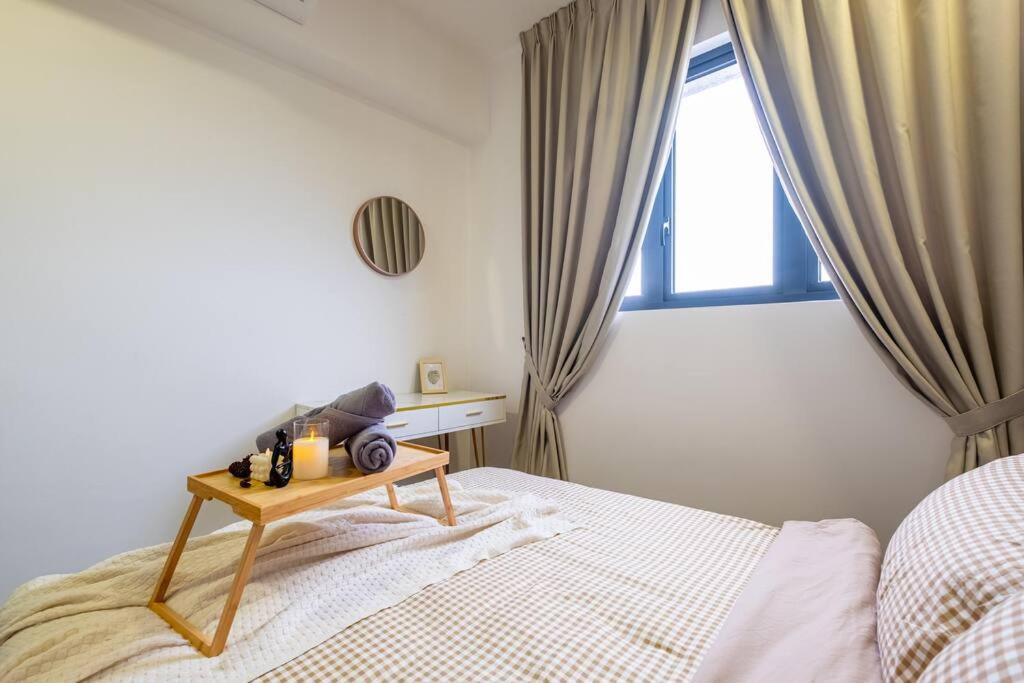 Sunlight 4BR 9pax MVertica Sunway Velocity Mall