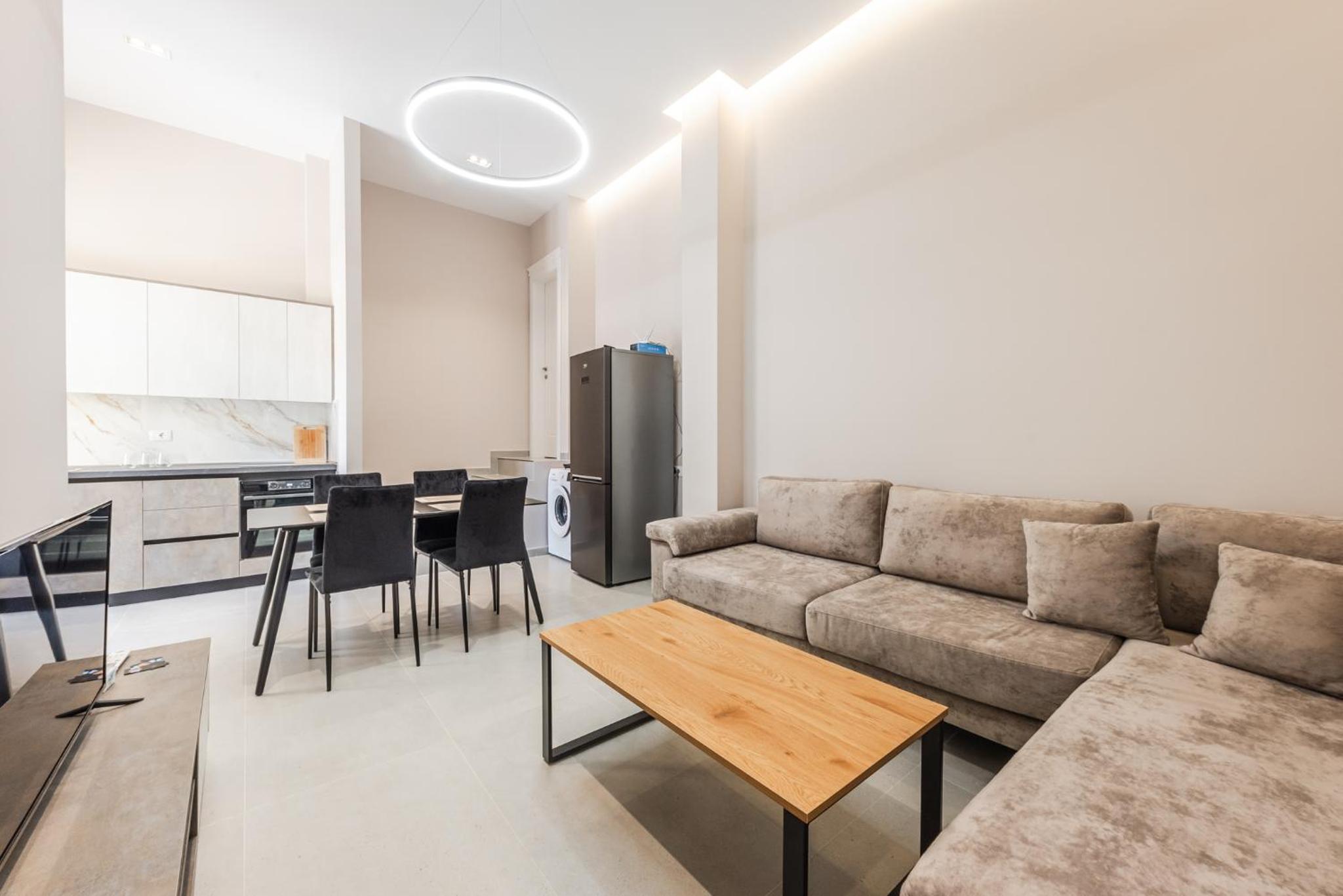 Summer Apartments D&A