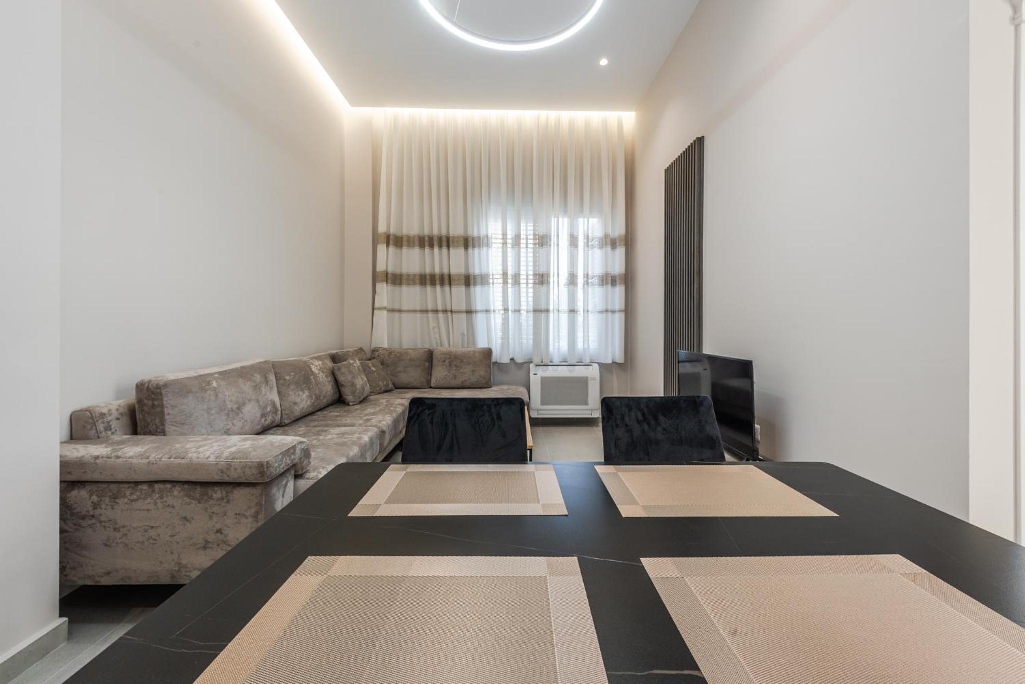 Summer Apartments D&A