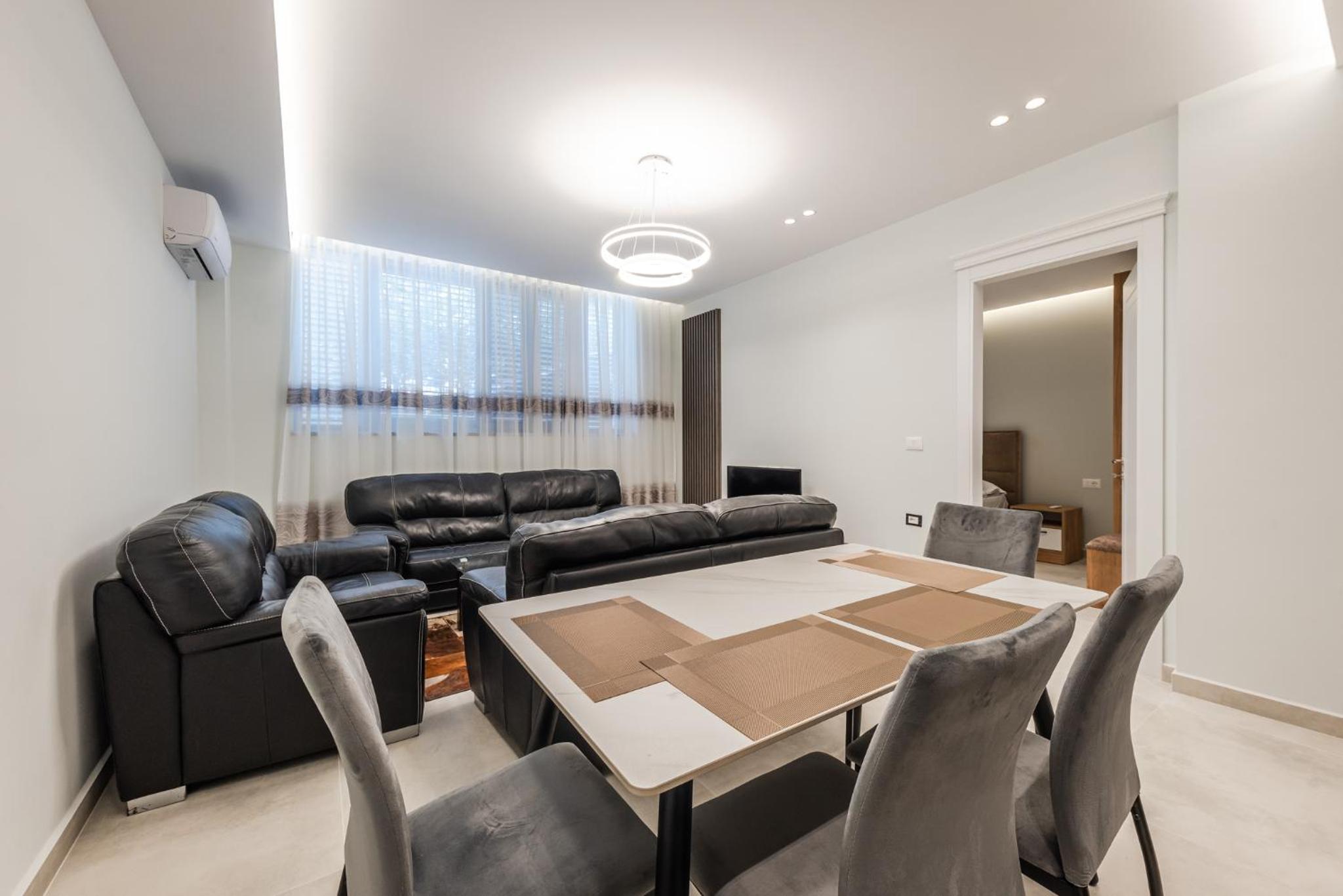 Summer Apartments D&A