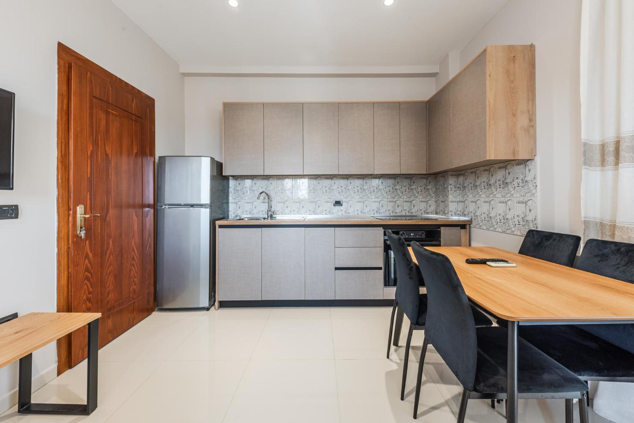Summer Apartments D&A