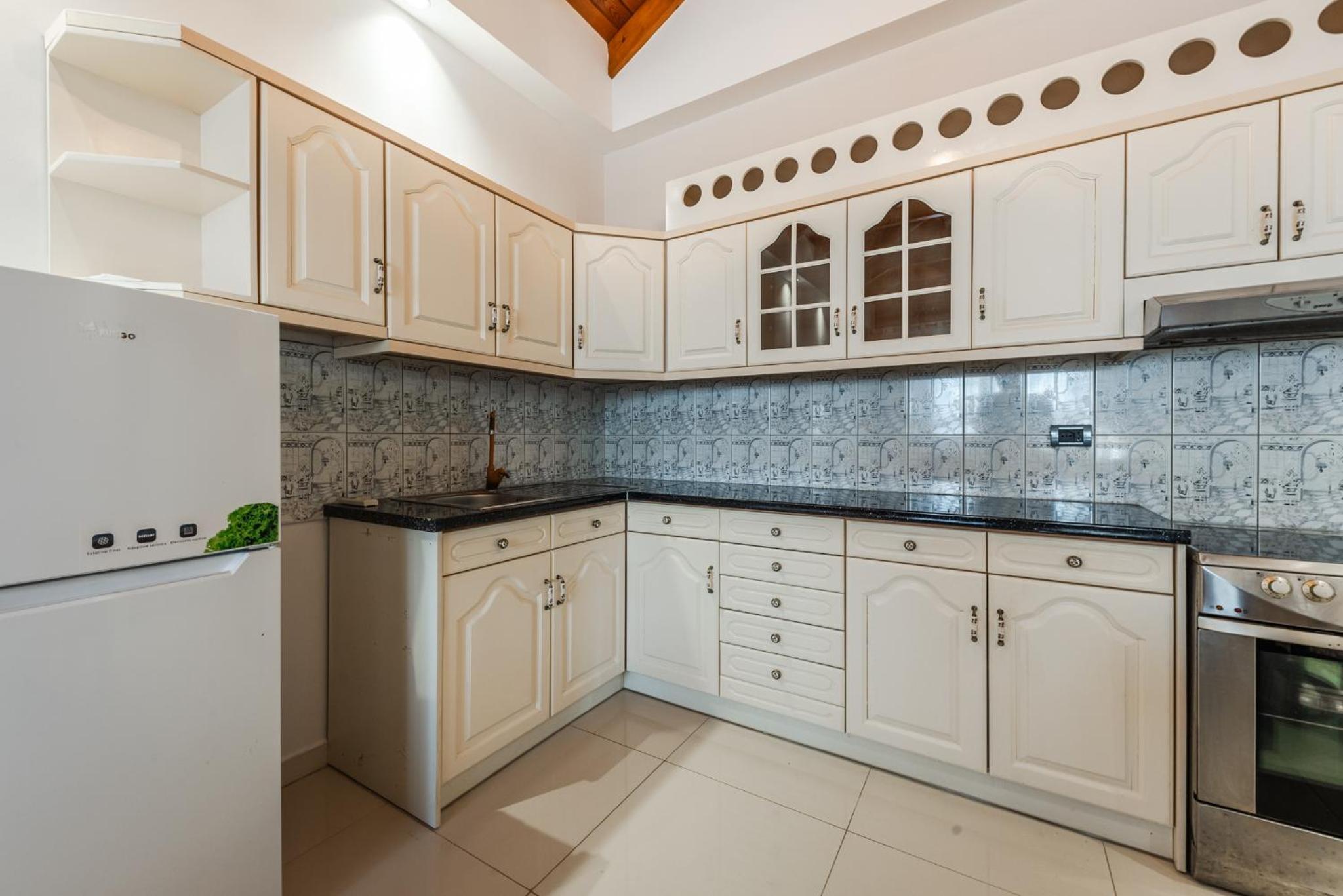 Summer Apartments D&A