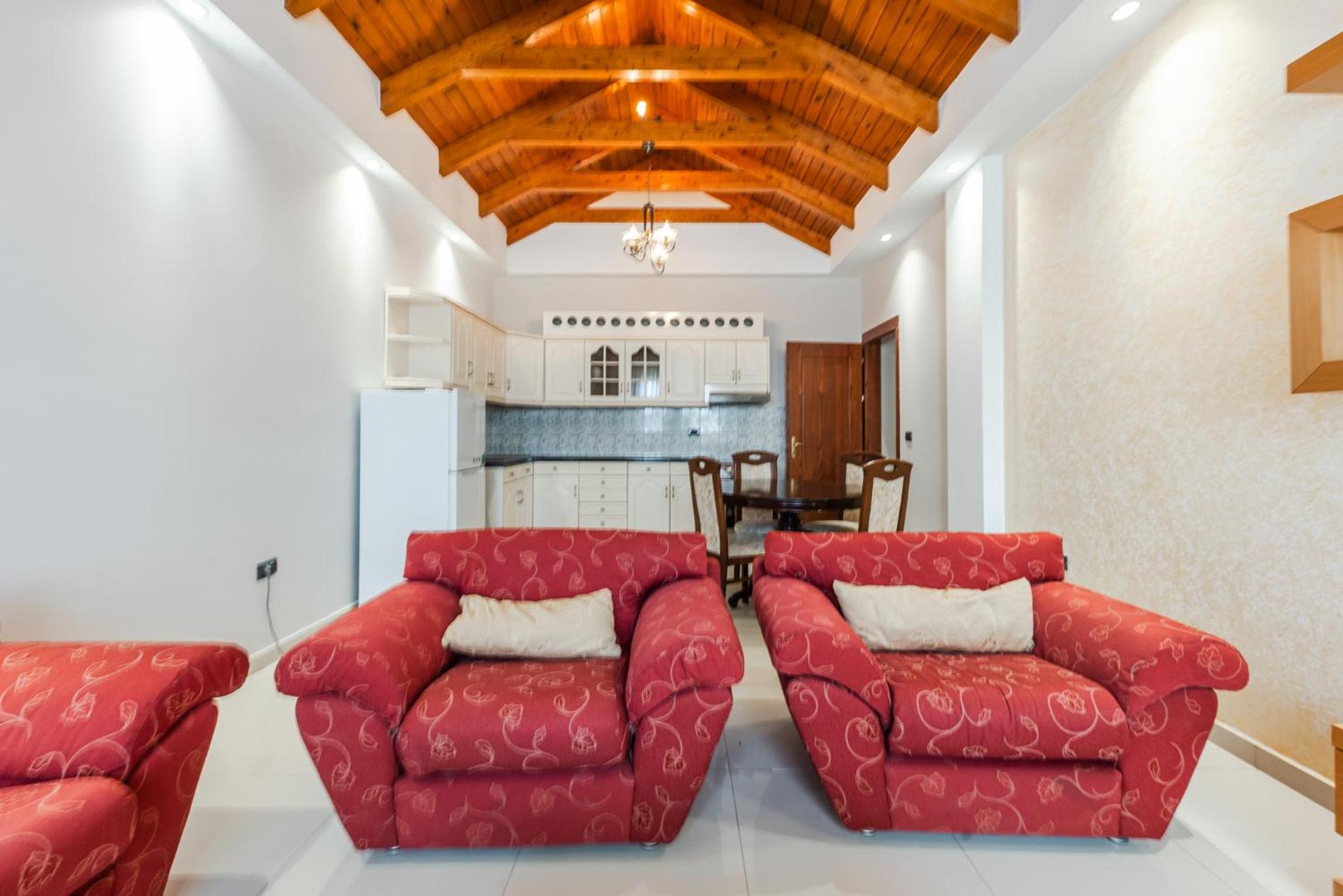 Summer Apartments D&A