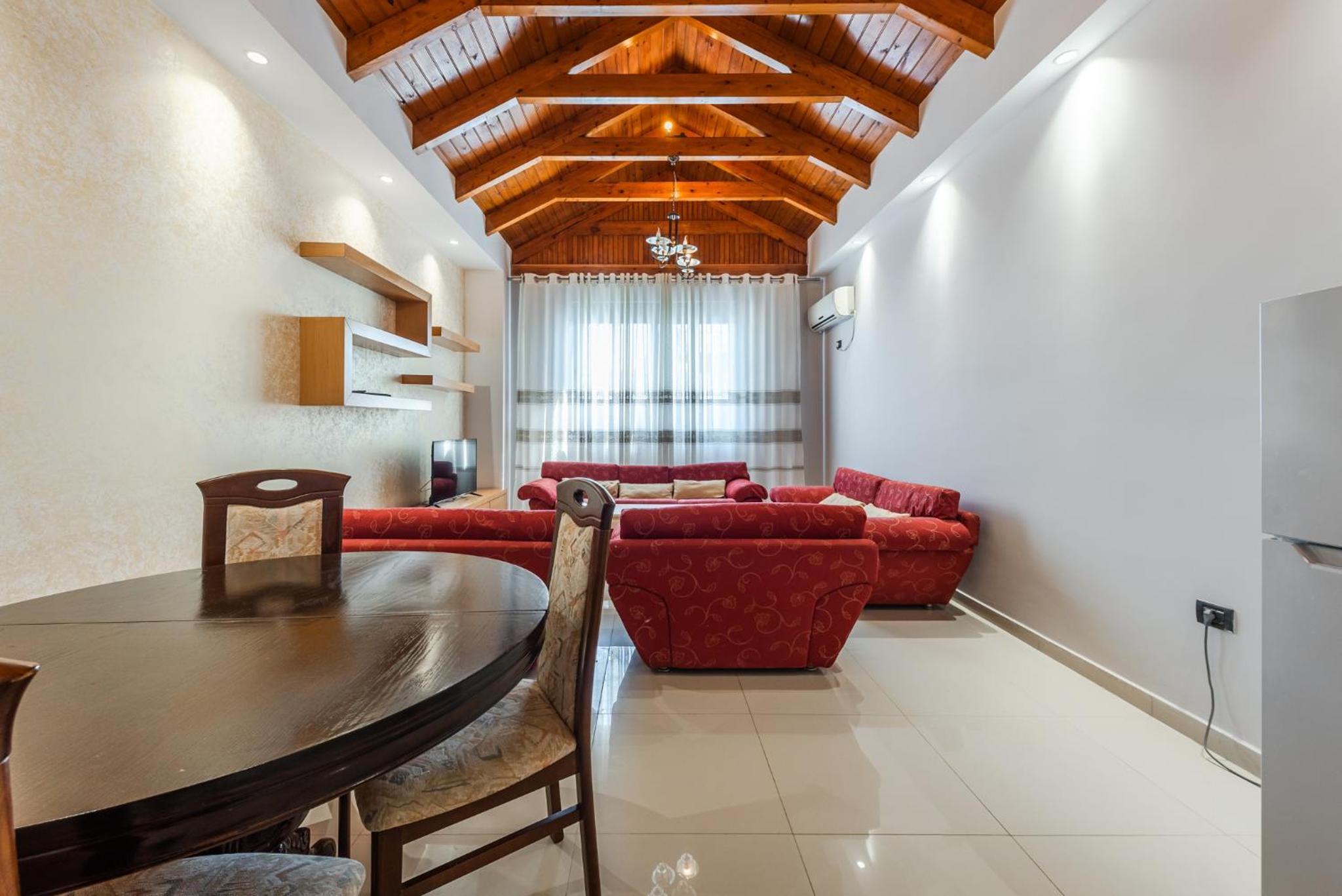 Summer Apartments D&A