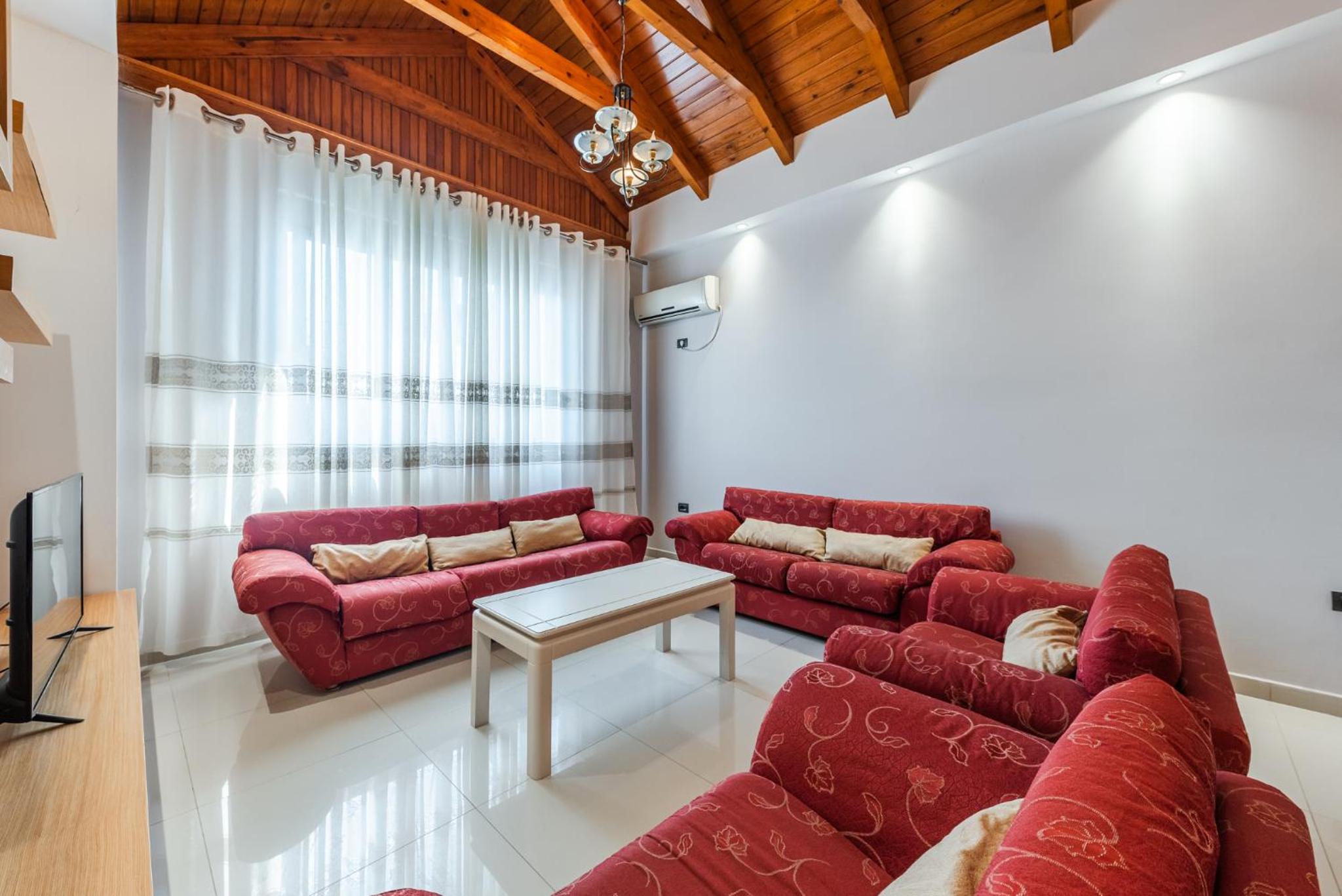 Summer Apartments D&A