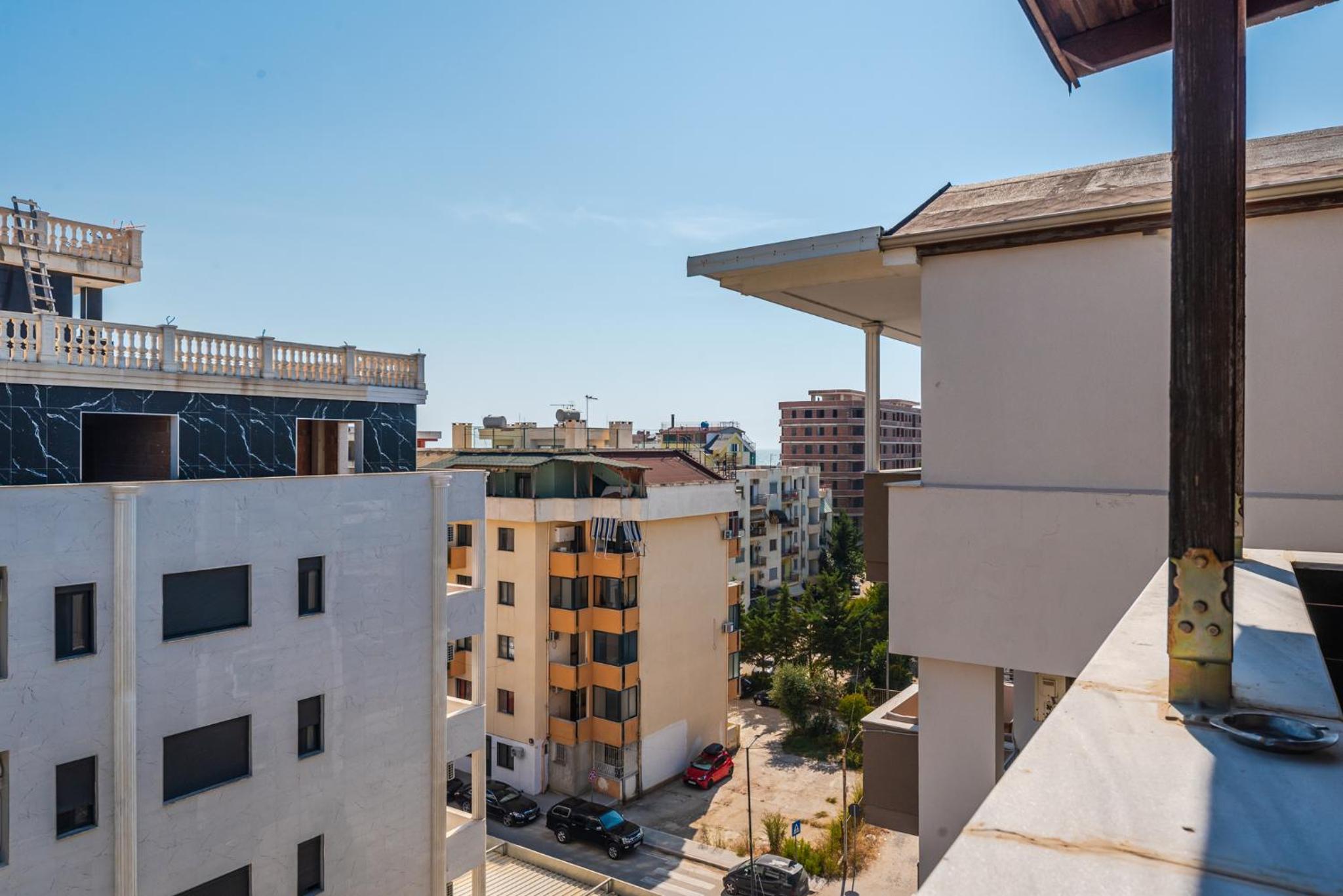 Summer Apartments D&A