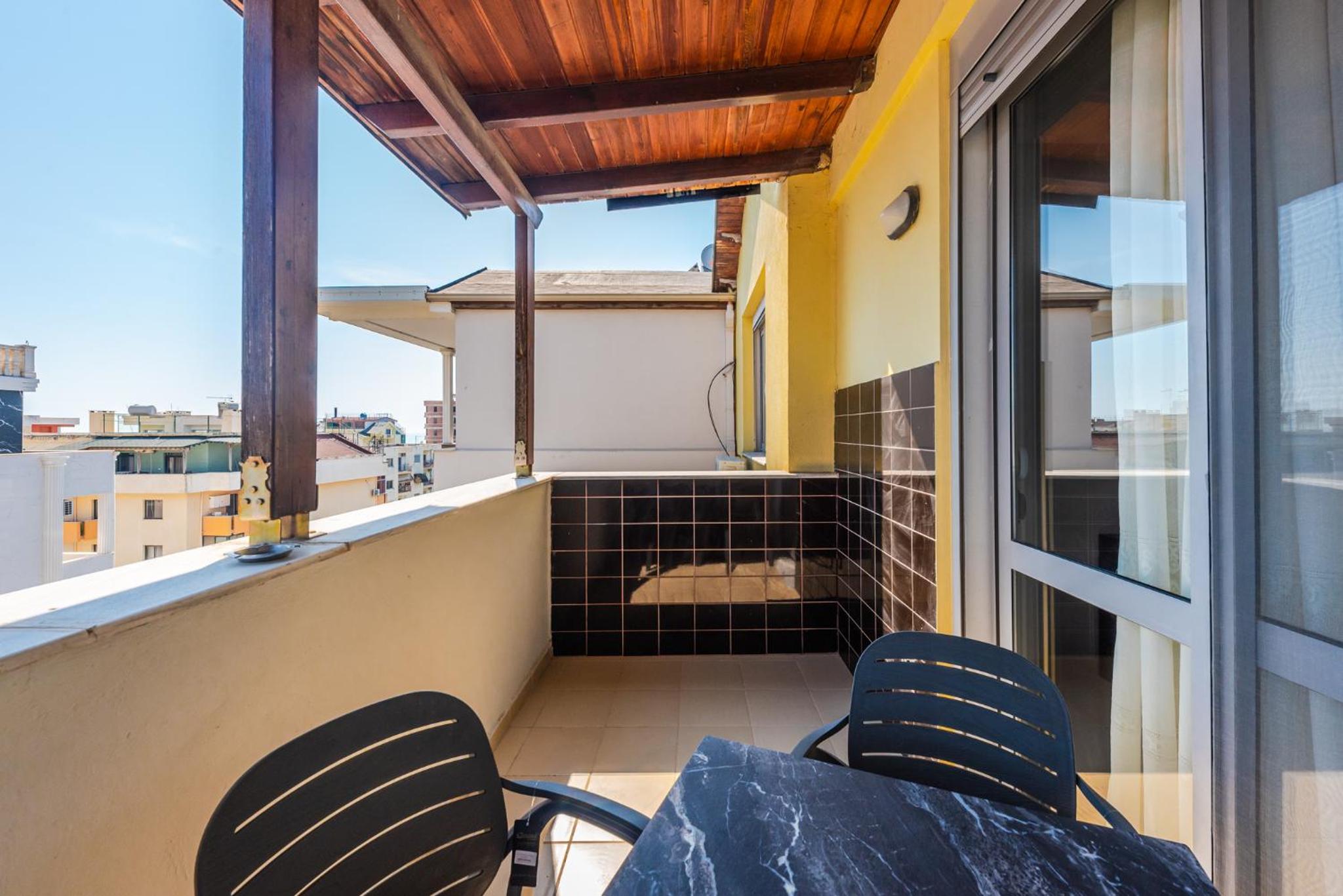 Summer Apartments D&A