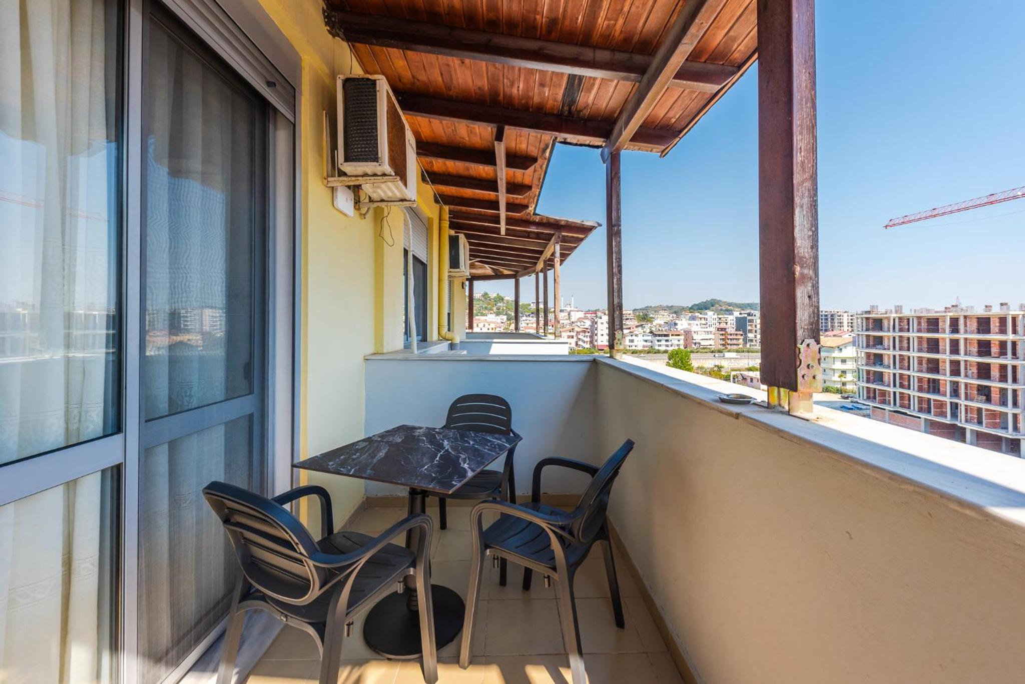 Summer Apartments D&A