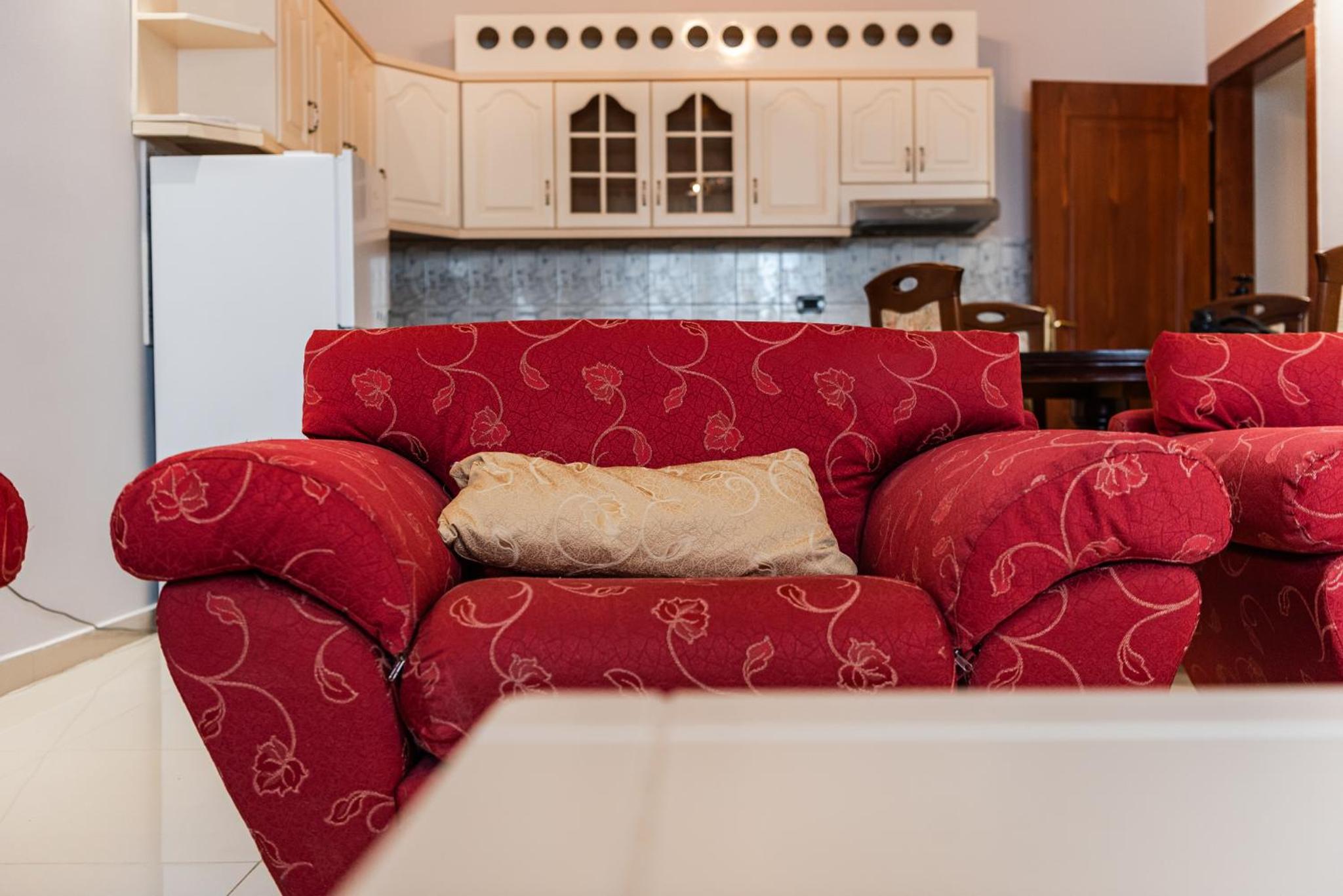 Summer Apartments D&A