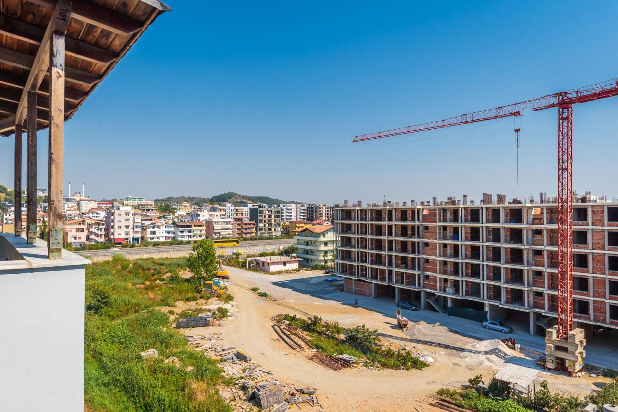 Summer Apartments D&A