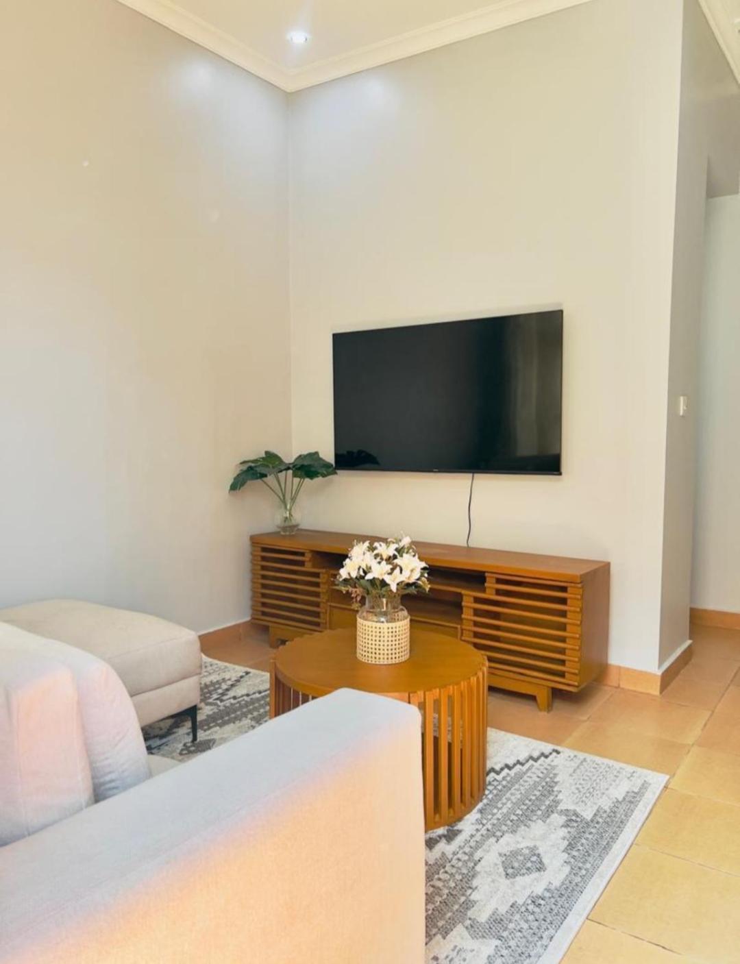 Lenzo properties